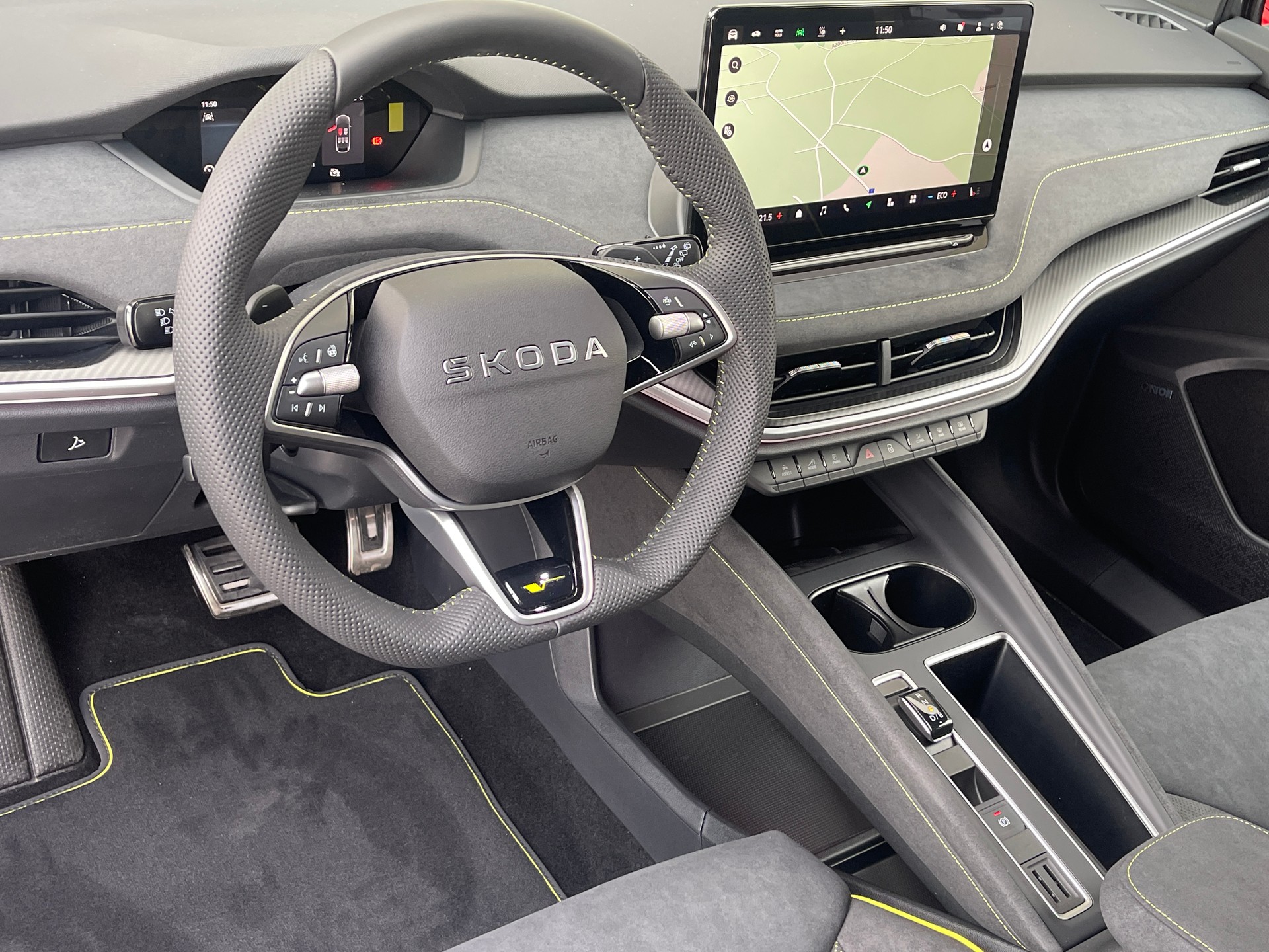 SKODA Elroq RS 4x4-image-16