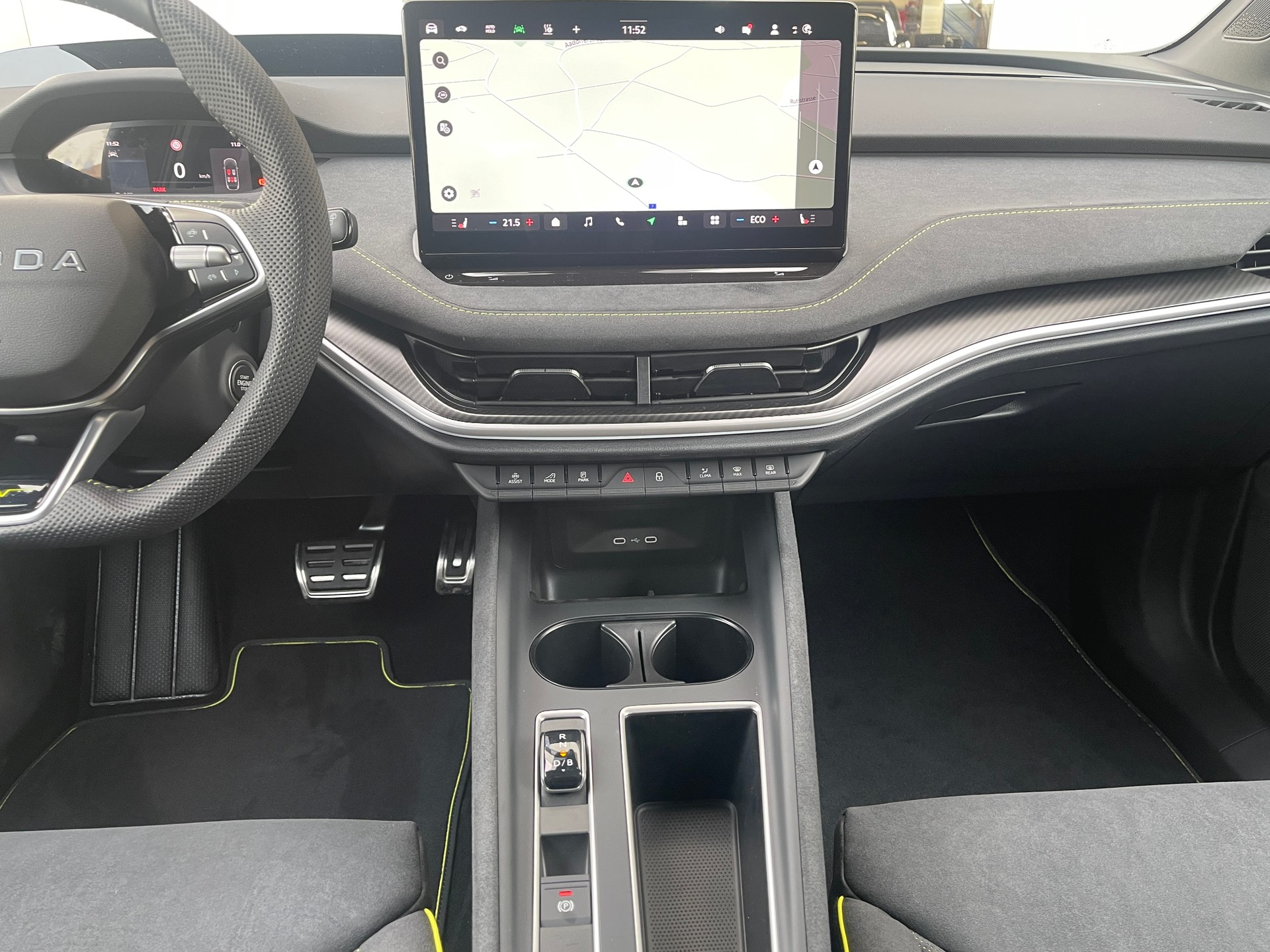 SKODA Elroq RS 4x4-image-18