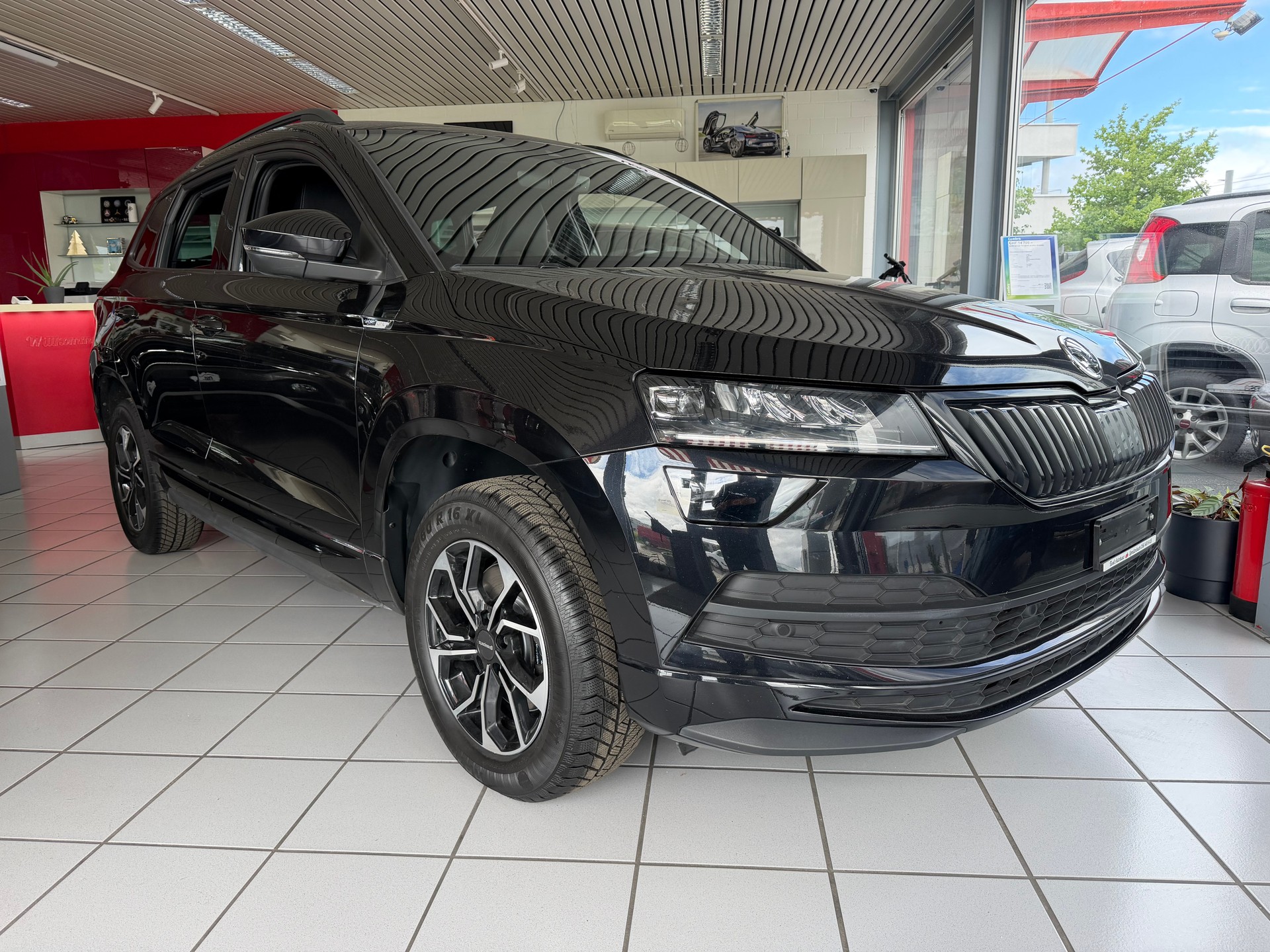 SKODA Karoq 2.0 TSI SportLine 4x4 DSG-image-0