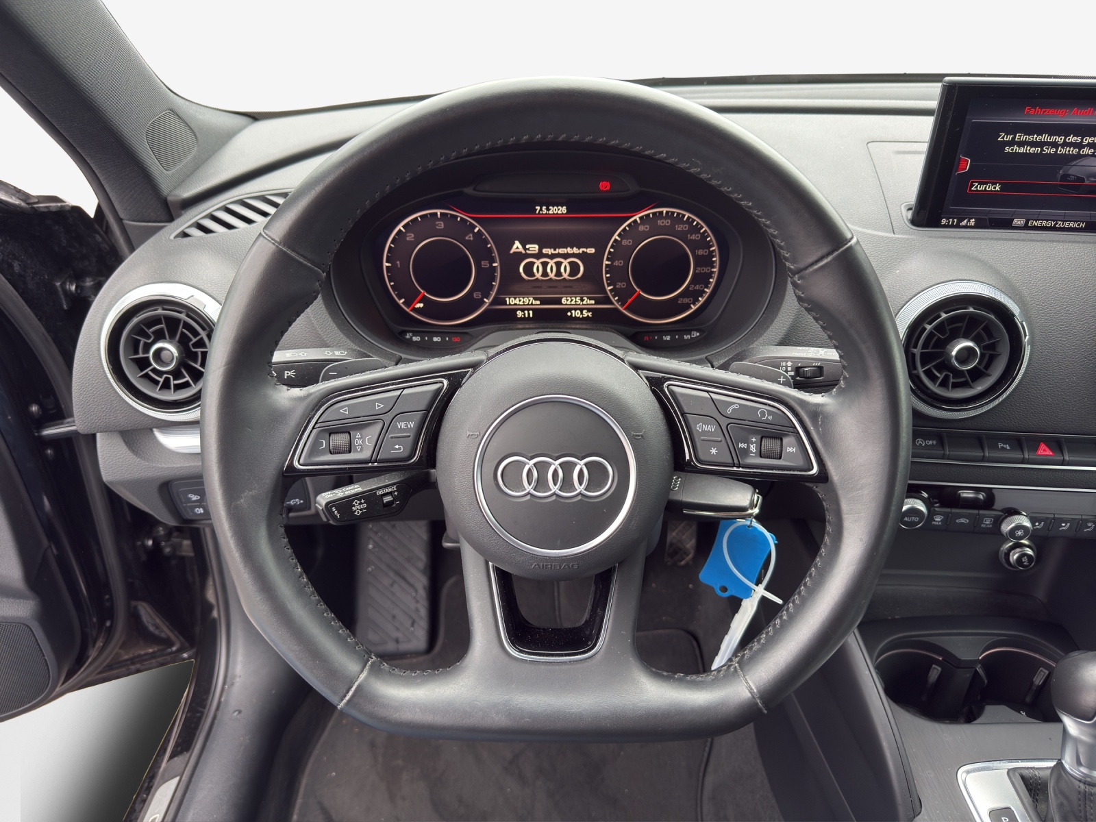 AUDI A3 Sportback 2.0 TDI Sport S-tronic quattro-image-9