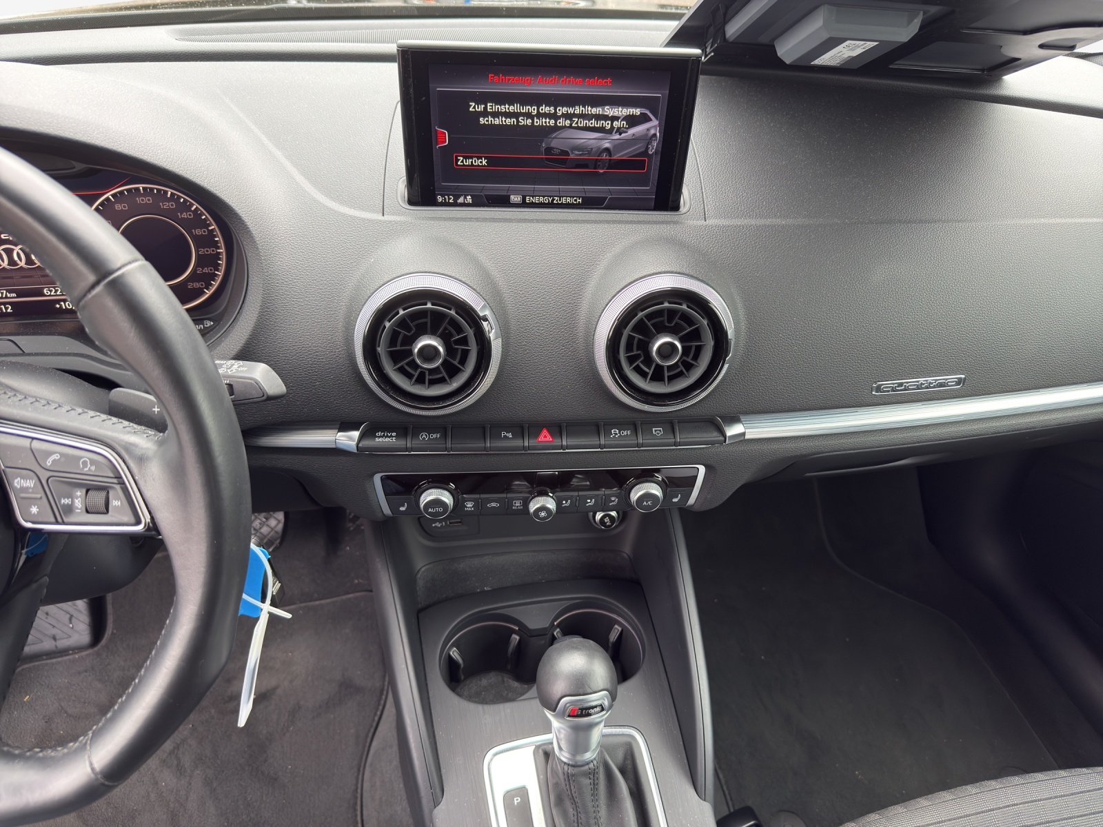AUDI A3 Sportback 2.0 TDI Sport S-tronic quattro-image-10