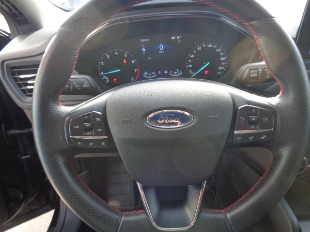 FORD Focus 1.0i EcoB 125 ST-Line-image-7