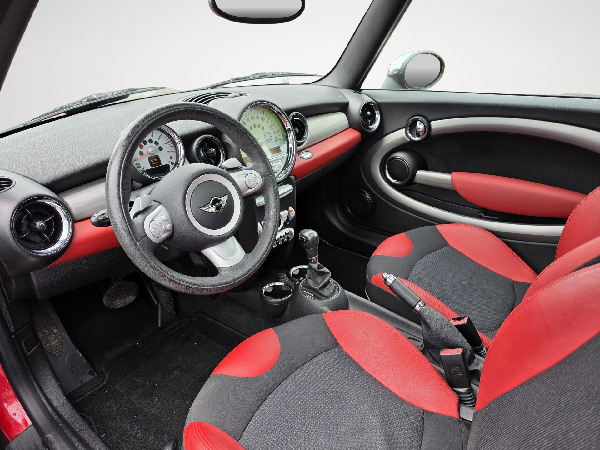 MINI Cooper-image-4