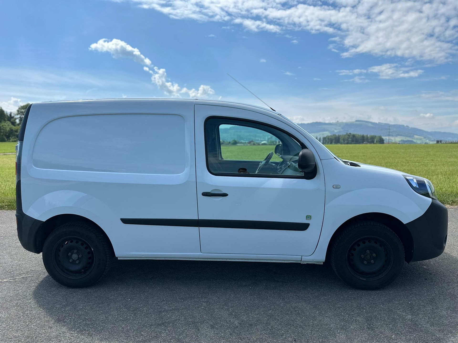RENAULT Kangoo Z.E. Access-image-4