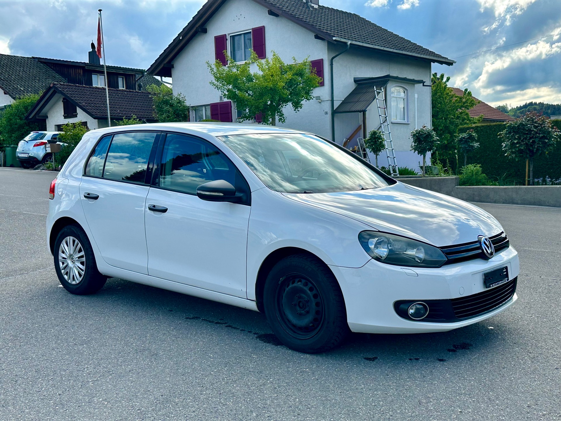VW Golf 1.2 TSI BlueMotion Technology Trendline-image-2