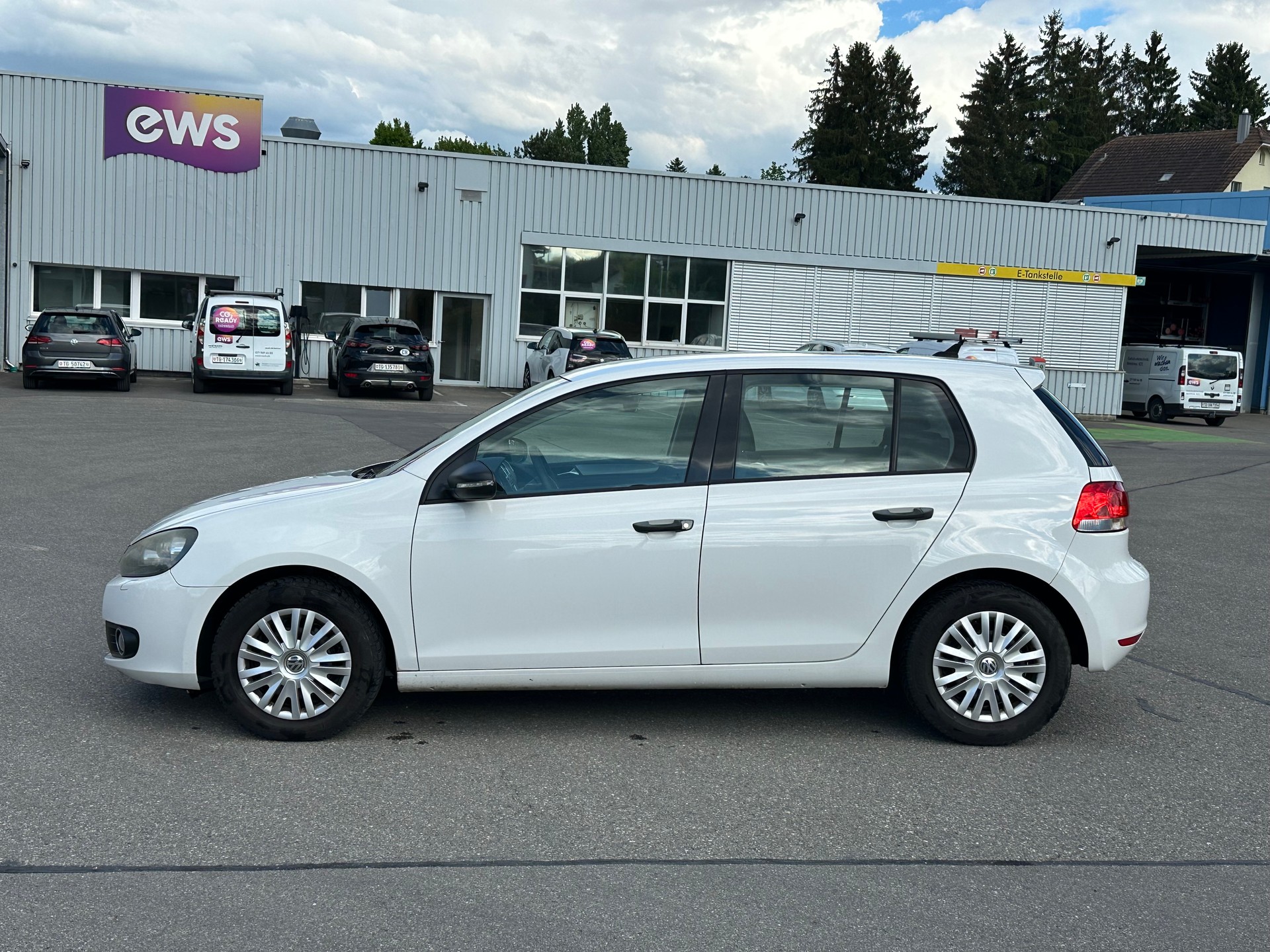 VW Golf 1.2 TSI BlueMotion Technology Trendline-image-8
