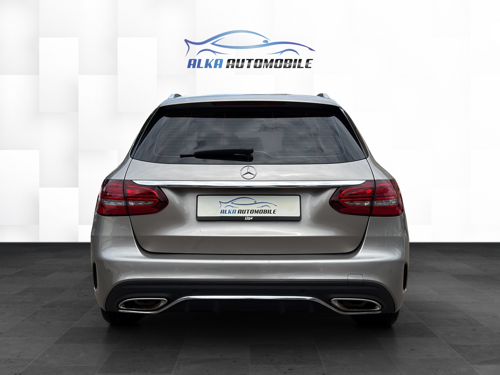 MERCEDES-BENZ C 200 AMG Line 4Matic 9G-Tronic-image-4