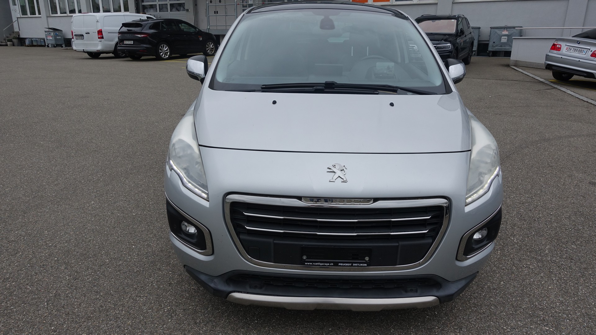 PEUGEOT 3008 1.6 16V T Style Tiptronic-image-12