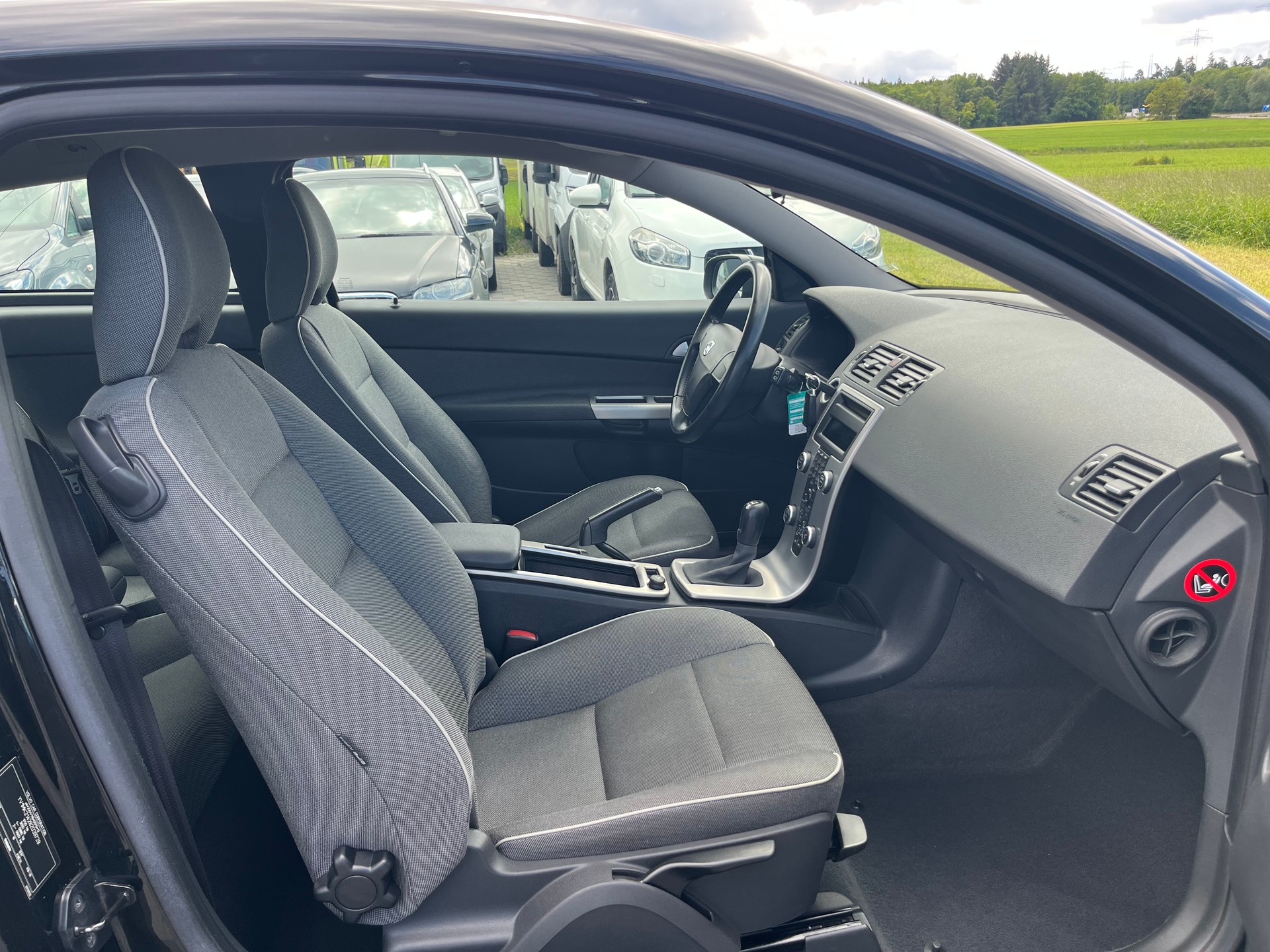 VOLVO C30 1.8 Momentum-image-10