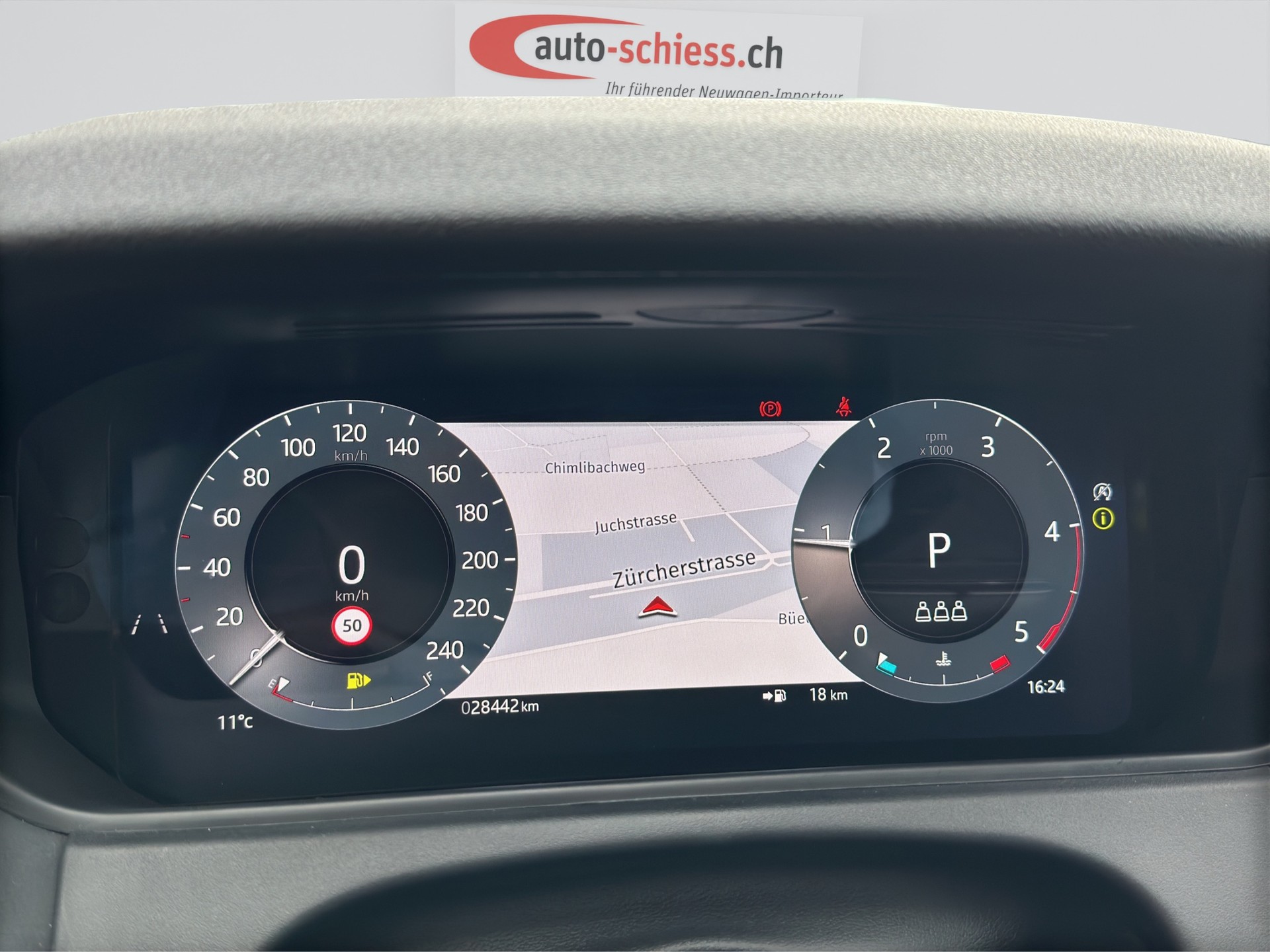 LAND ROVER Range Rover Velar D 200 Black Automatic-image-11