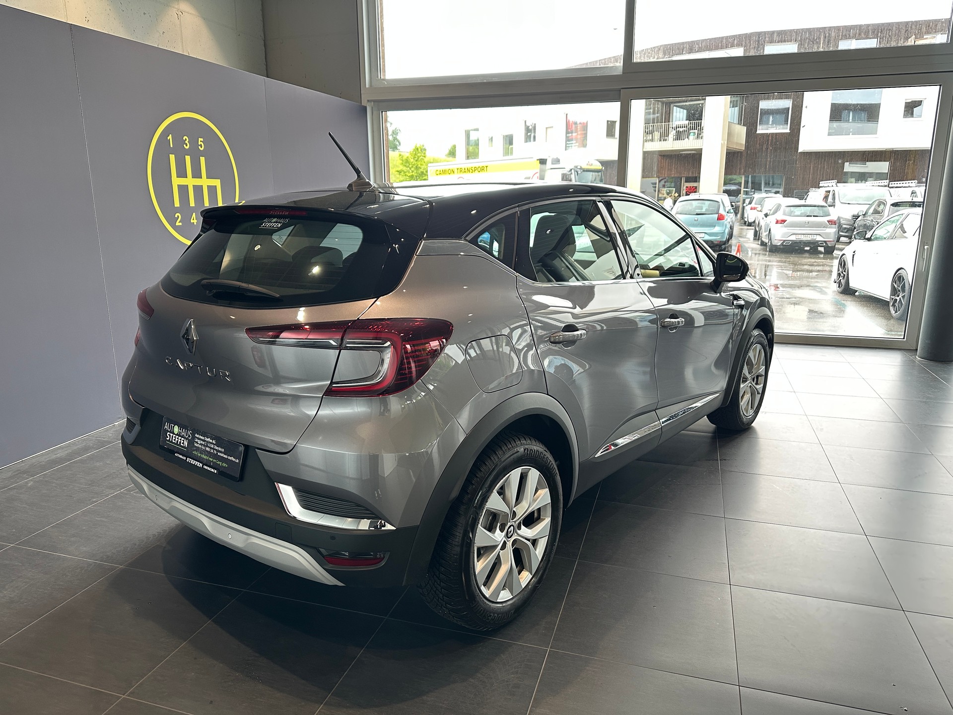 RENAULT Captur 1.3 TCe EDC Intens EDC-image-6