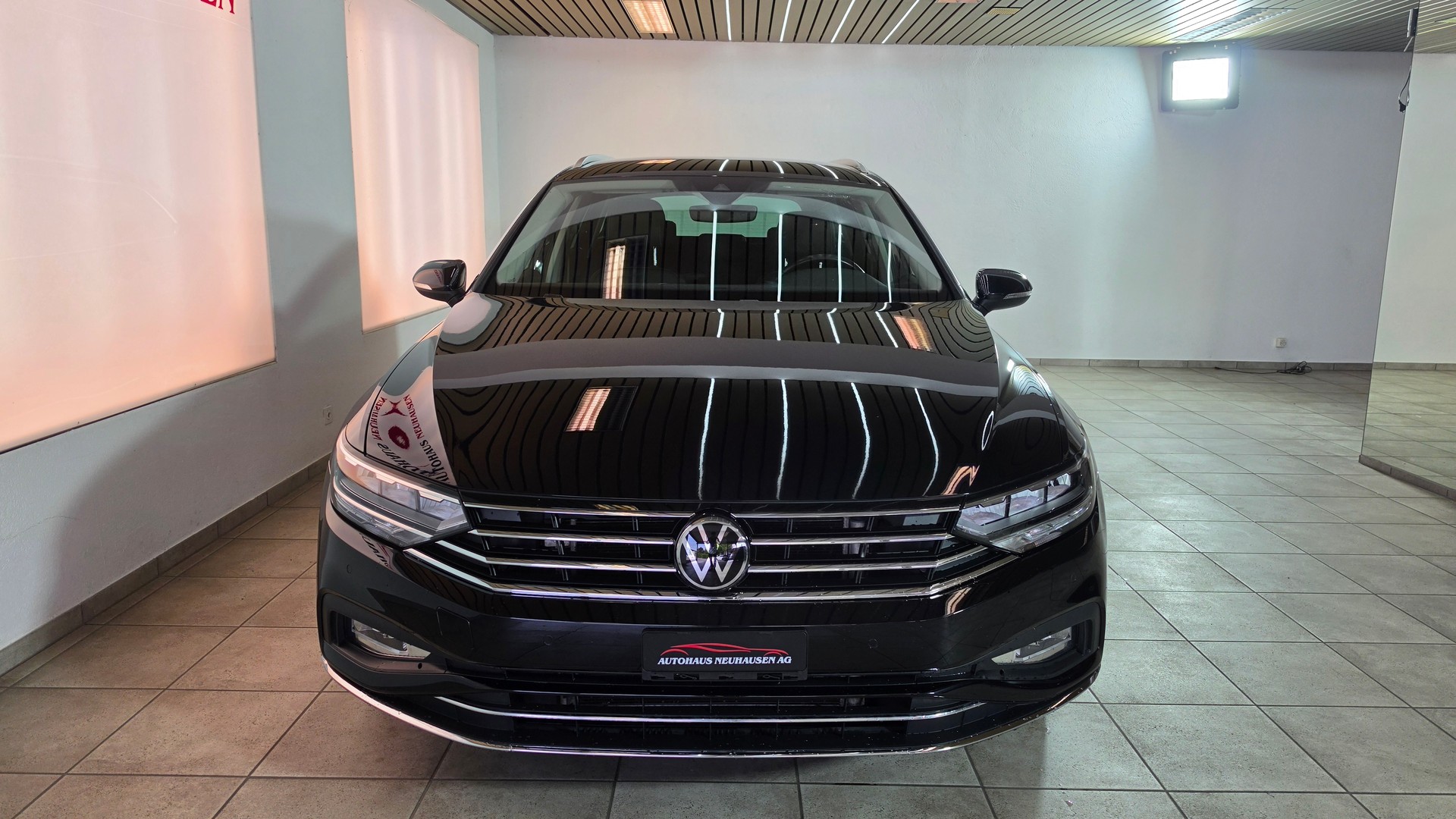 VW Passat 2.0 TDI BMT Elegance 4Motion DSG Frisch ab MFK Frisch Ab Service-image-1