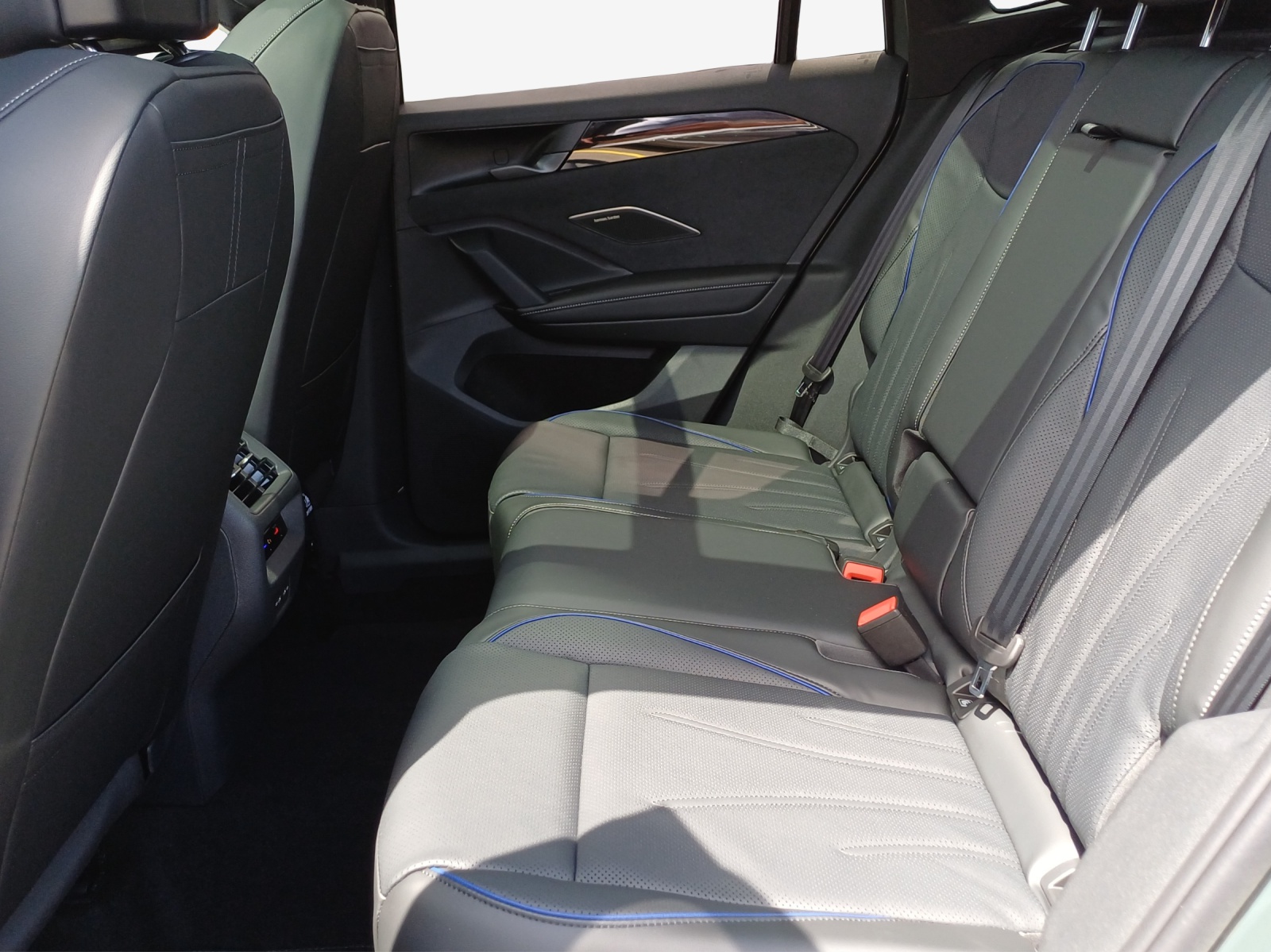 VW Tiguan 1.5 TSI evo2 eHybrid R-Line United DSG-image-11