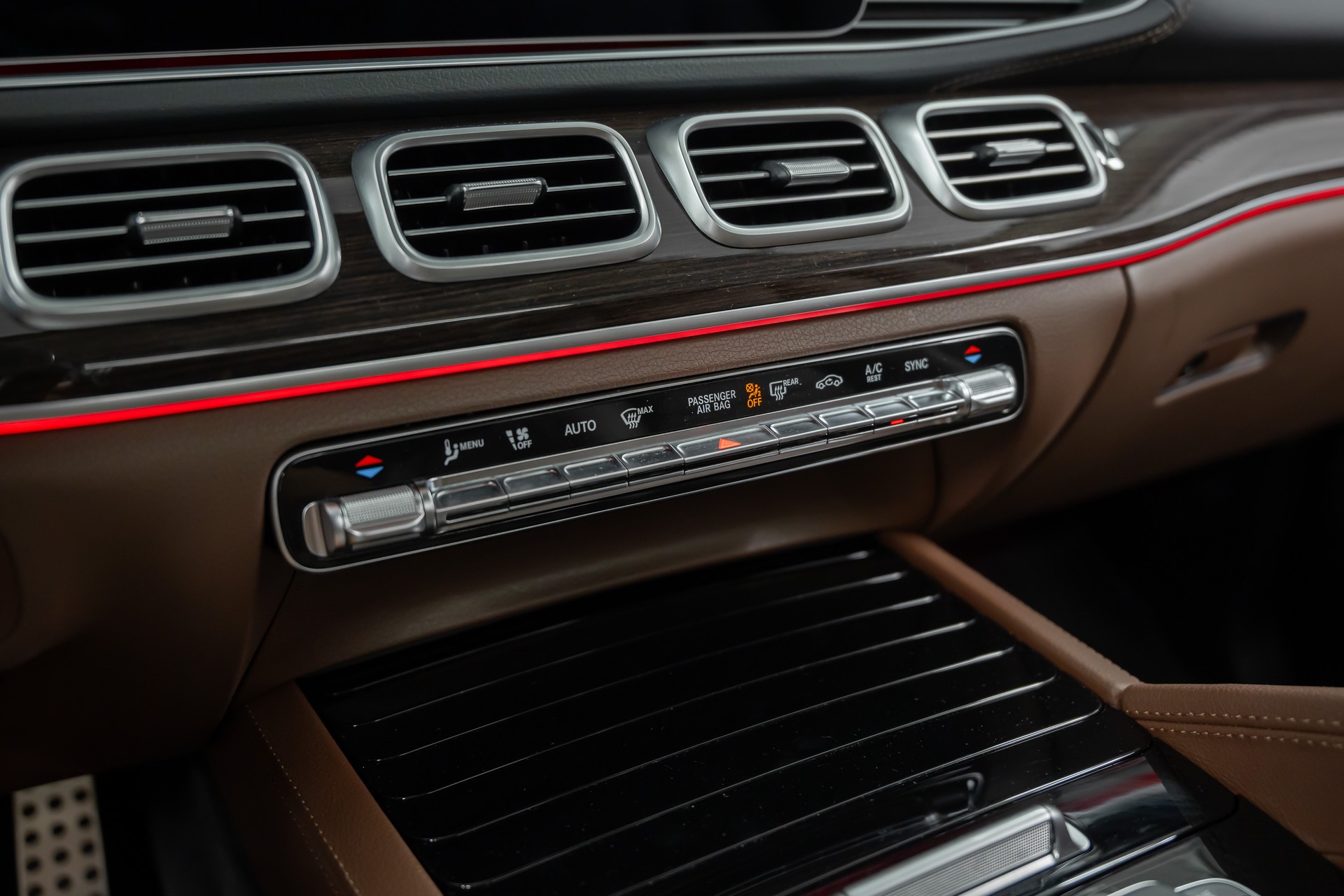 MERCEDES-BENZ GLS 450 d 4Matic 9G-Tronic *Facelift*Head-Up*Massage*Panorama*23"*-image-25