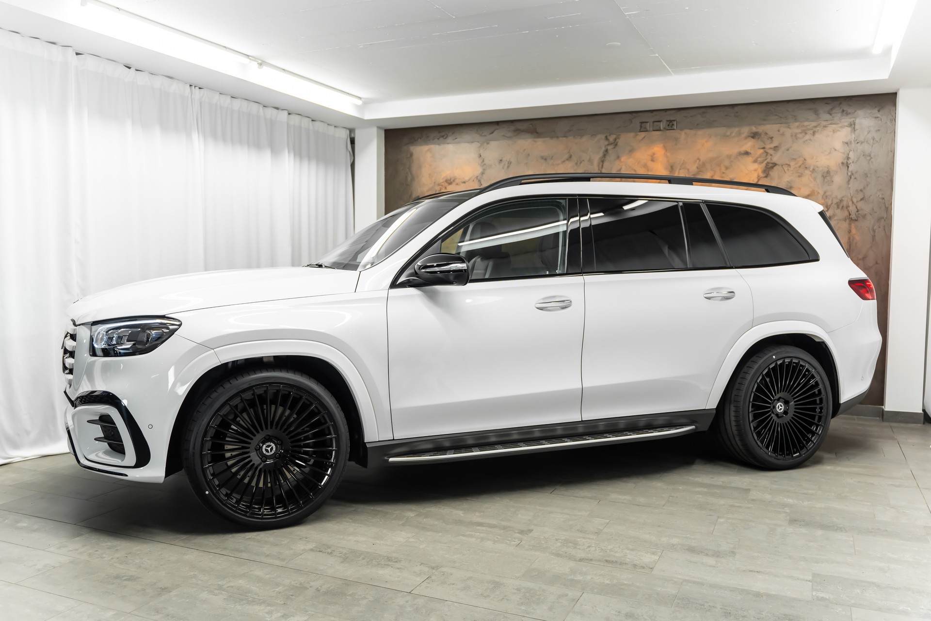 MERCEDES-BENZ GLS 450 d 4Matic 9G-Tronic *Facelift*Head-Up*Massage*Panorama*23"*-showroom-element-1