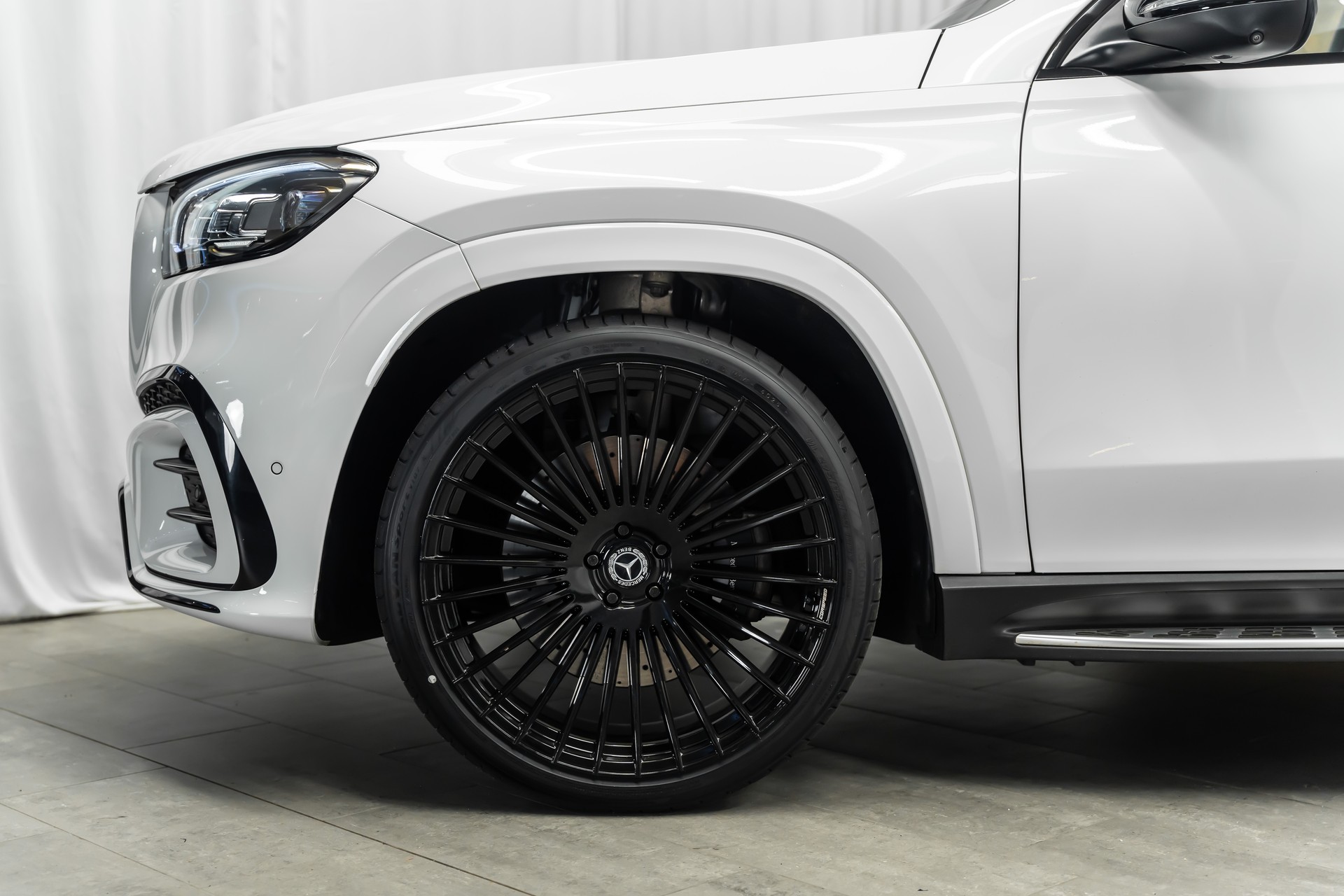 MERCEDES-BENZ GLS 450 d 4Matic 9G-Tronic *Facelift*Head-Up*Massage*Panorama*23"*-image-4