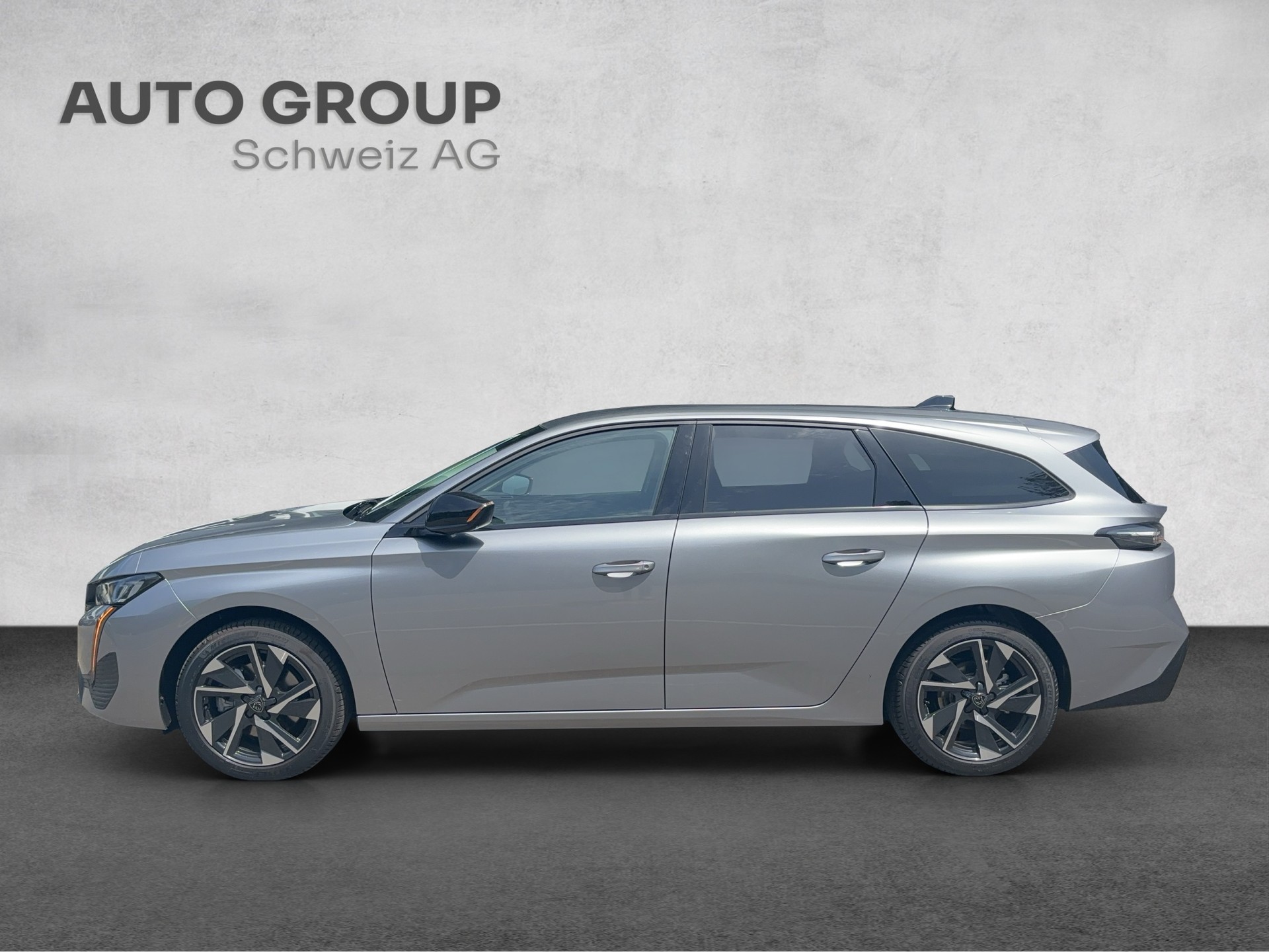 PEUGEOT 308 SW 1.2 Pure Tech Allure EAT8-showroom-element-2