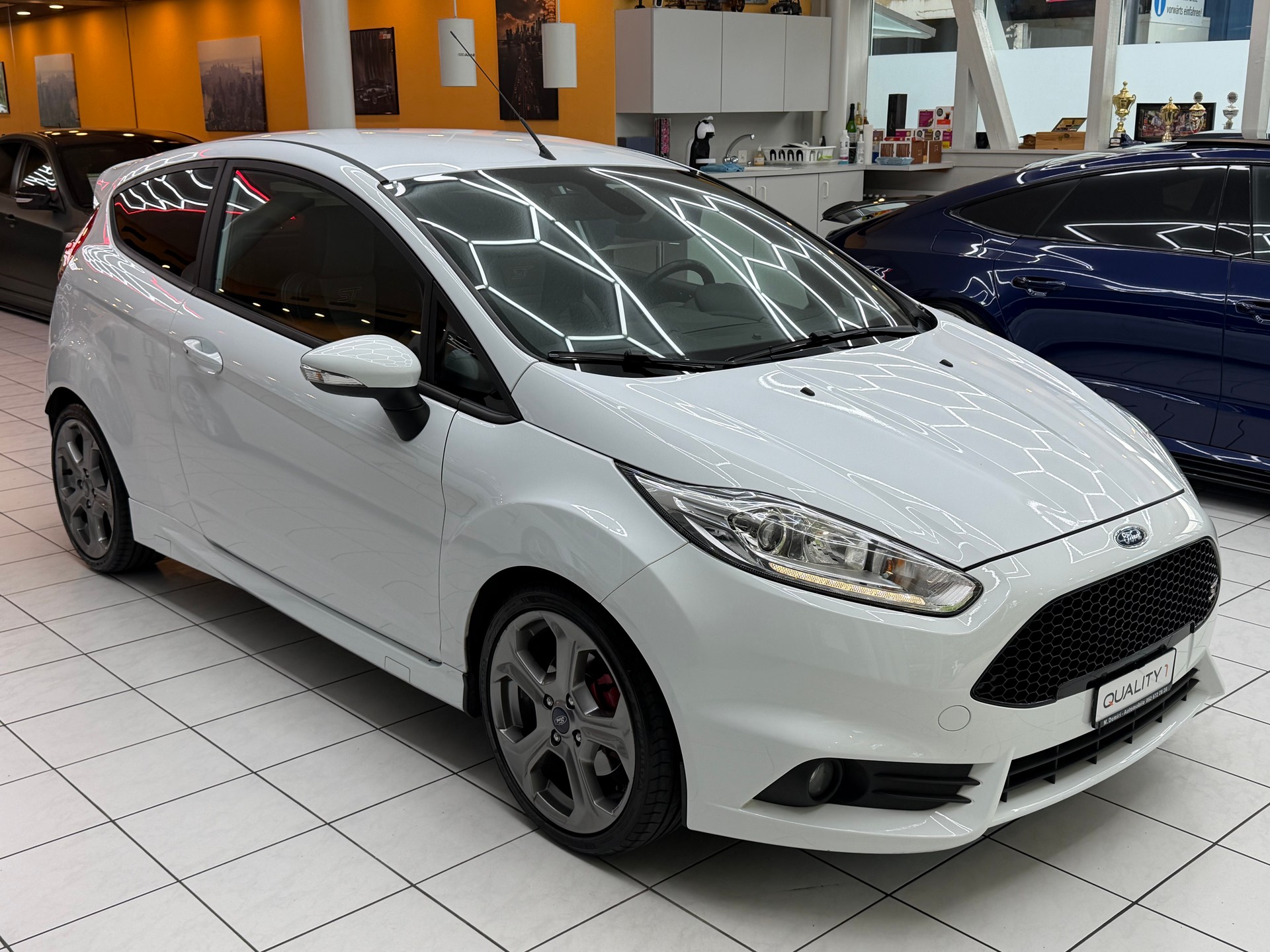 FORD Fiesta 1.6 EcoB ST-2-image-1