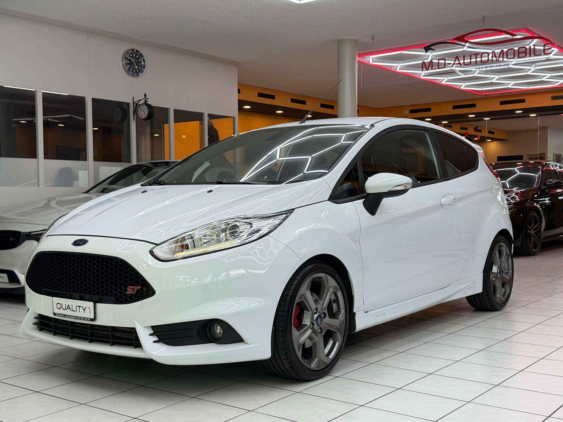 FORD Fiesta 1.6 EcoB ST-2-image-4