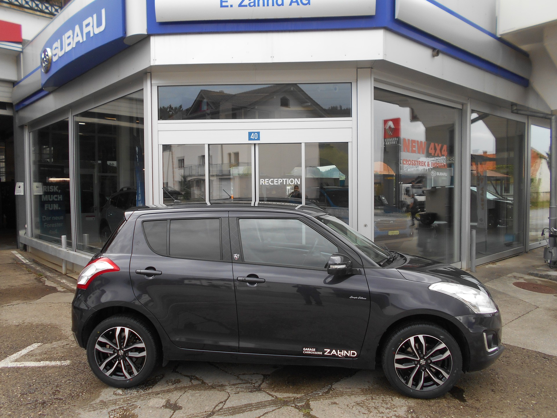 SUZUKI Swift 1.2i 16V Sergio Cellano 4x4-image-0
