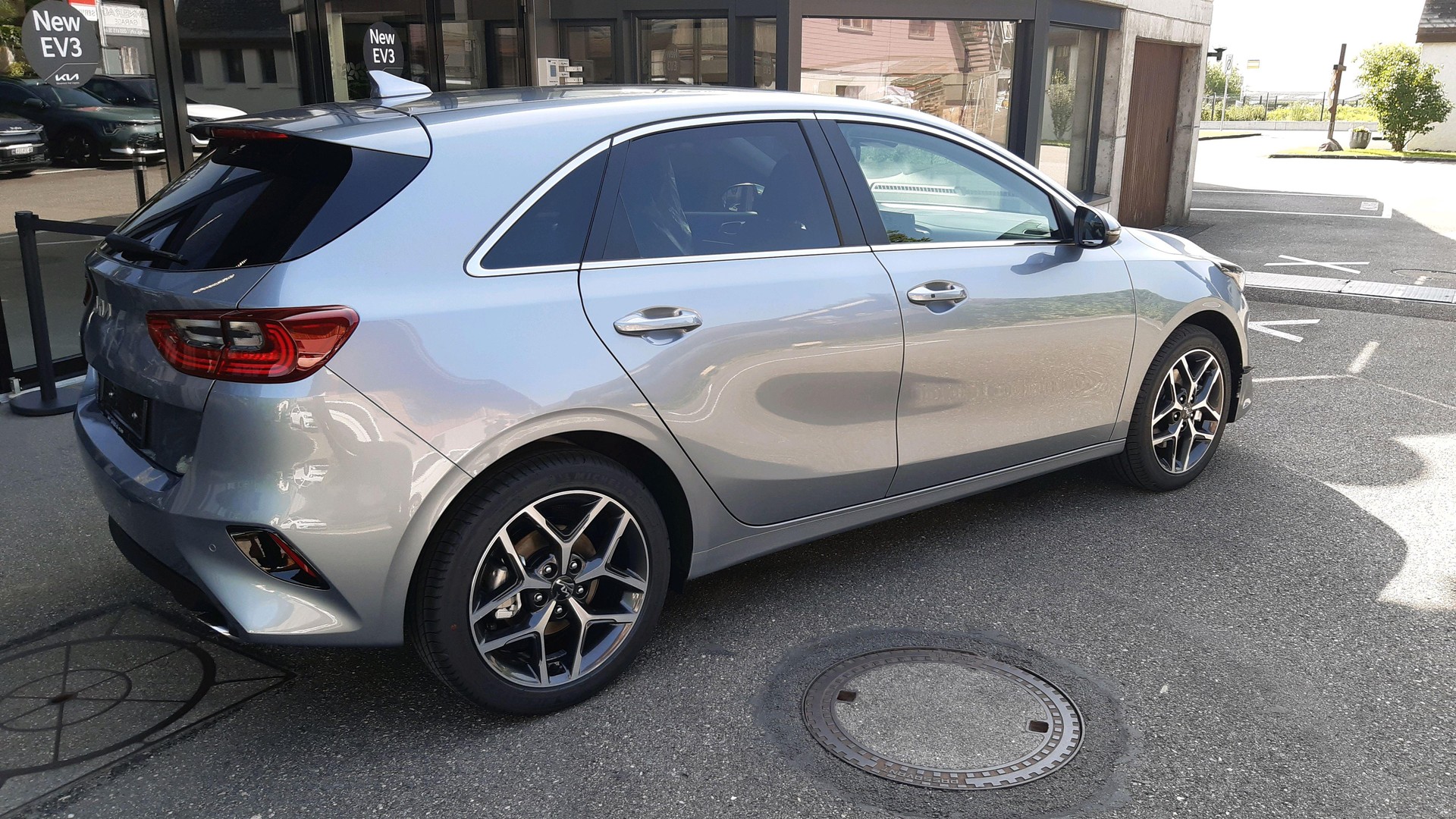 KIA Ceed 1.5 T-GDi Power-image-3