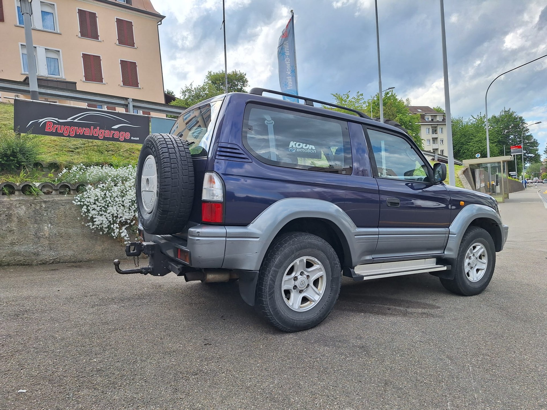 TOYOTA Land Cruiser 300 3.0 TD LX-image-4
