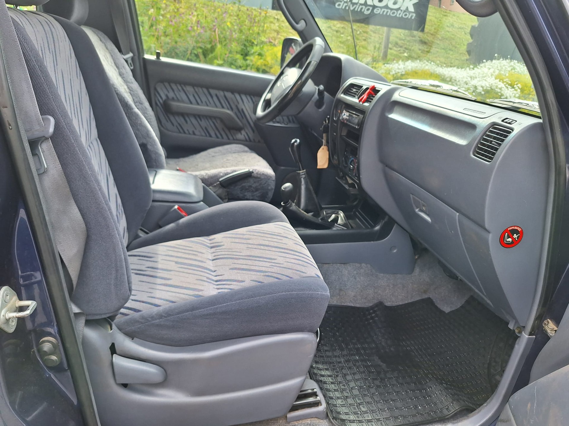 TOYOTA Land Cruiser 300 3.0 TD LX-image-11
