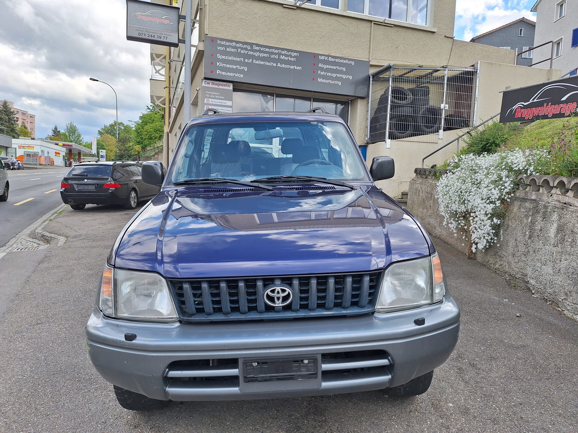 TOYOTA Land Cruiser 300 3.0 TD LX-image-8