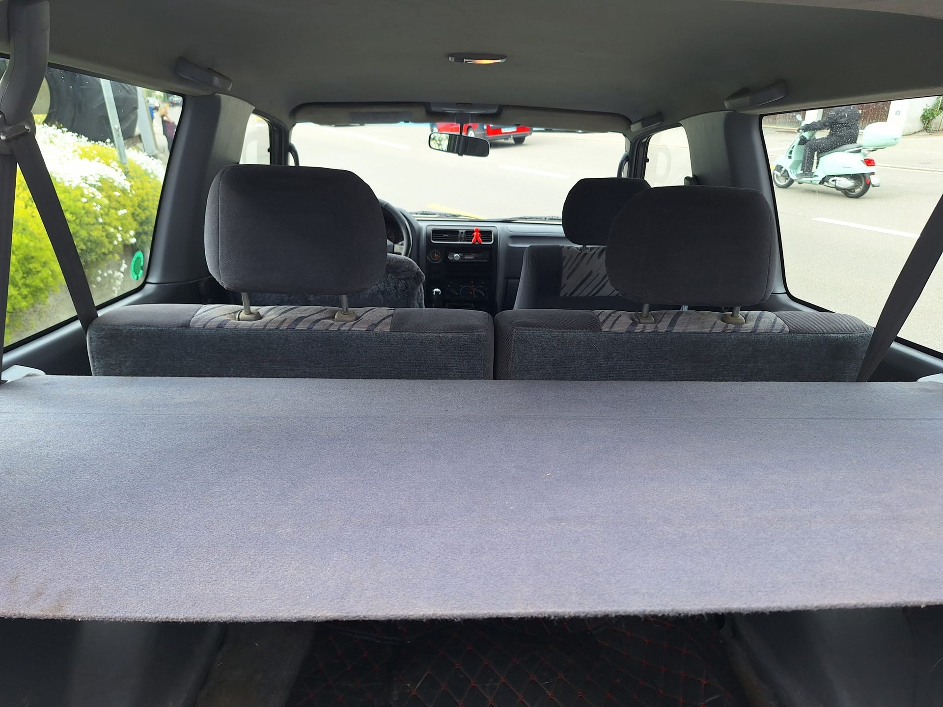 TOYOTA Land Cruiser 300 3.0 TD LX-image-14