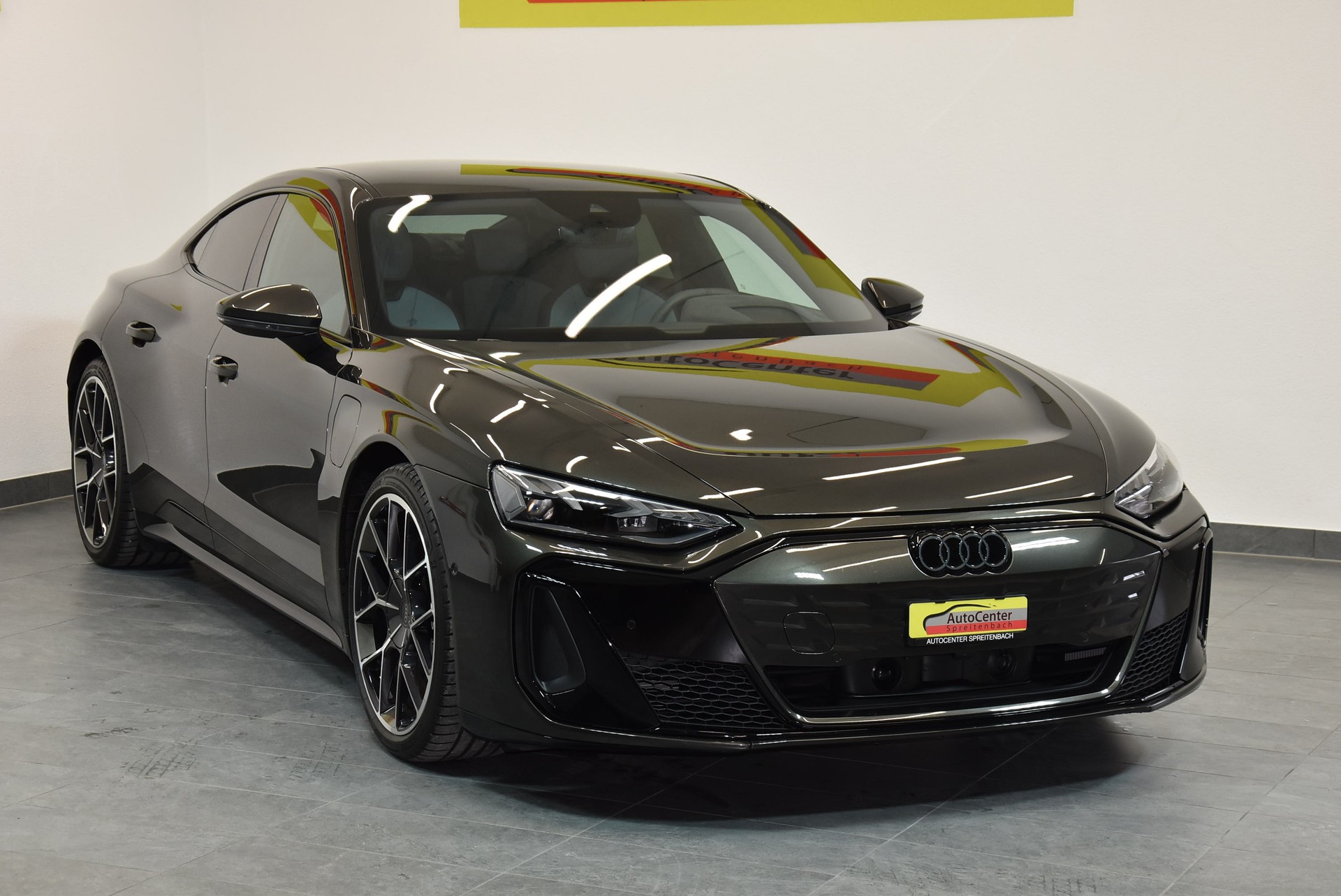 AUDI S e-tron GT quattro-image-0