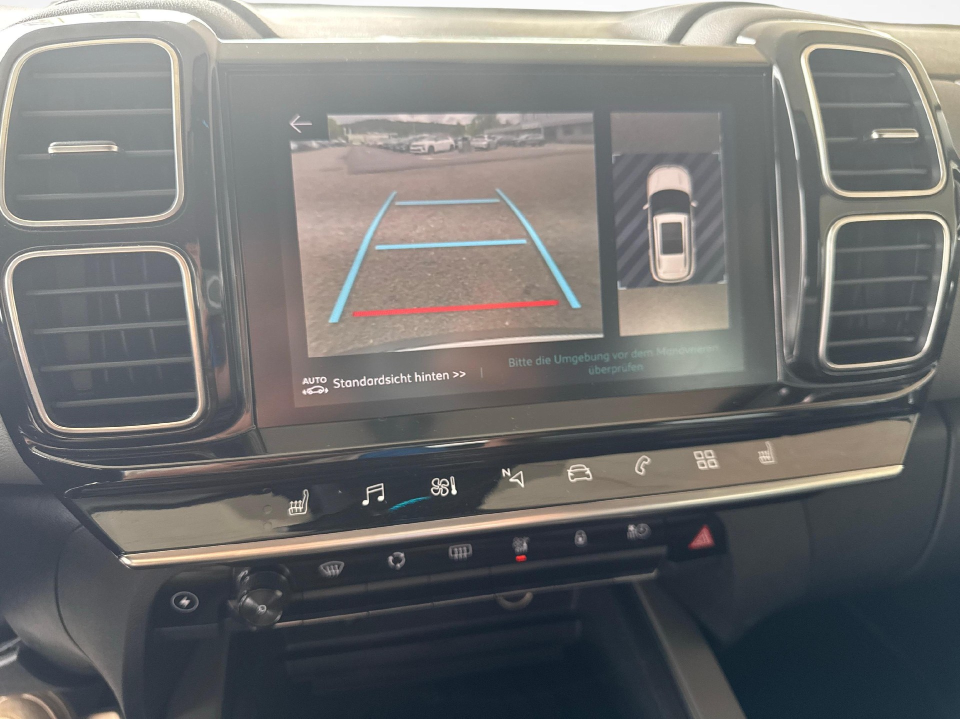 CITROEN C5 Aircross 1.6 Plug-in Hybrid Shine-image-15