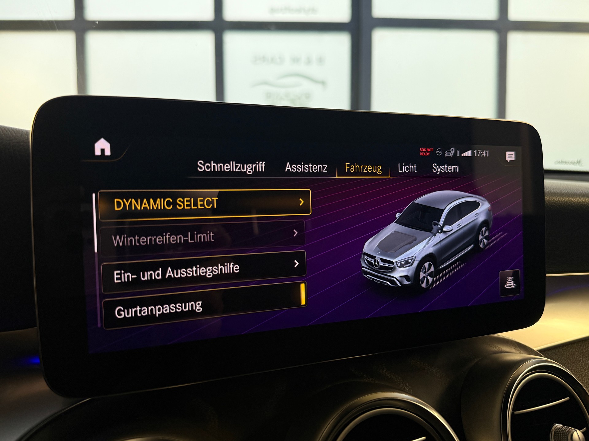 MERCEDES-BENZ GLC Coupé 220 d AMG Line 4Matic 9G-Tronic-image-17