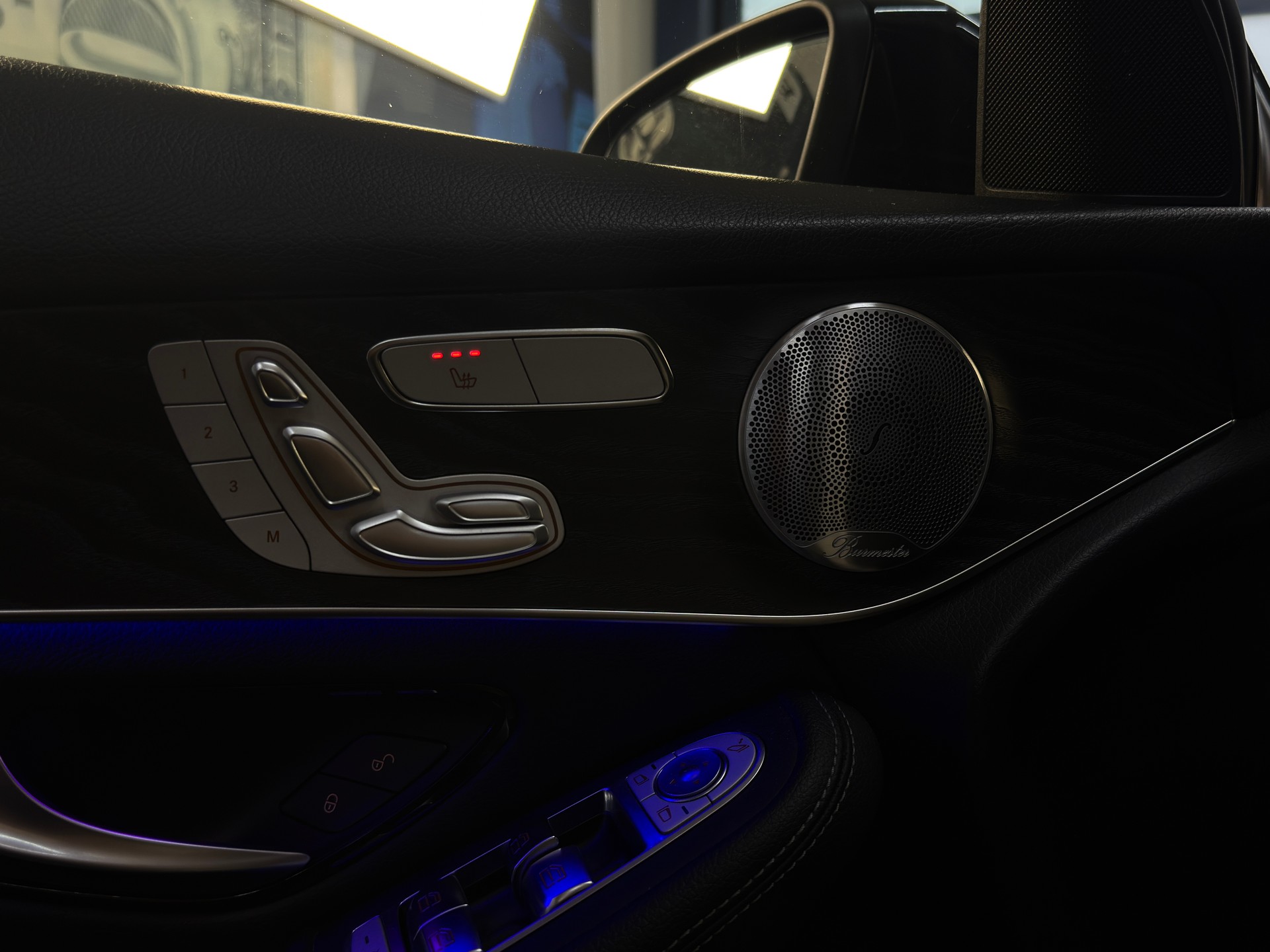 MERCEDES-BENZ GLC Coupé 220 d AMG Line 4Matic 9G-Tronic-image-13