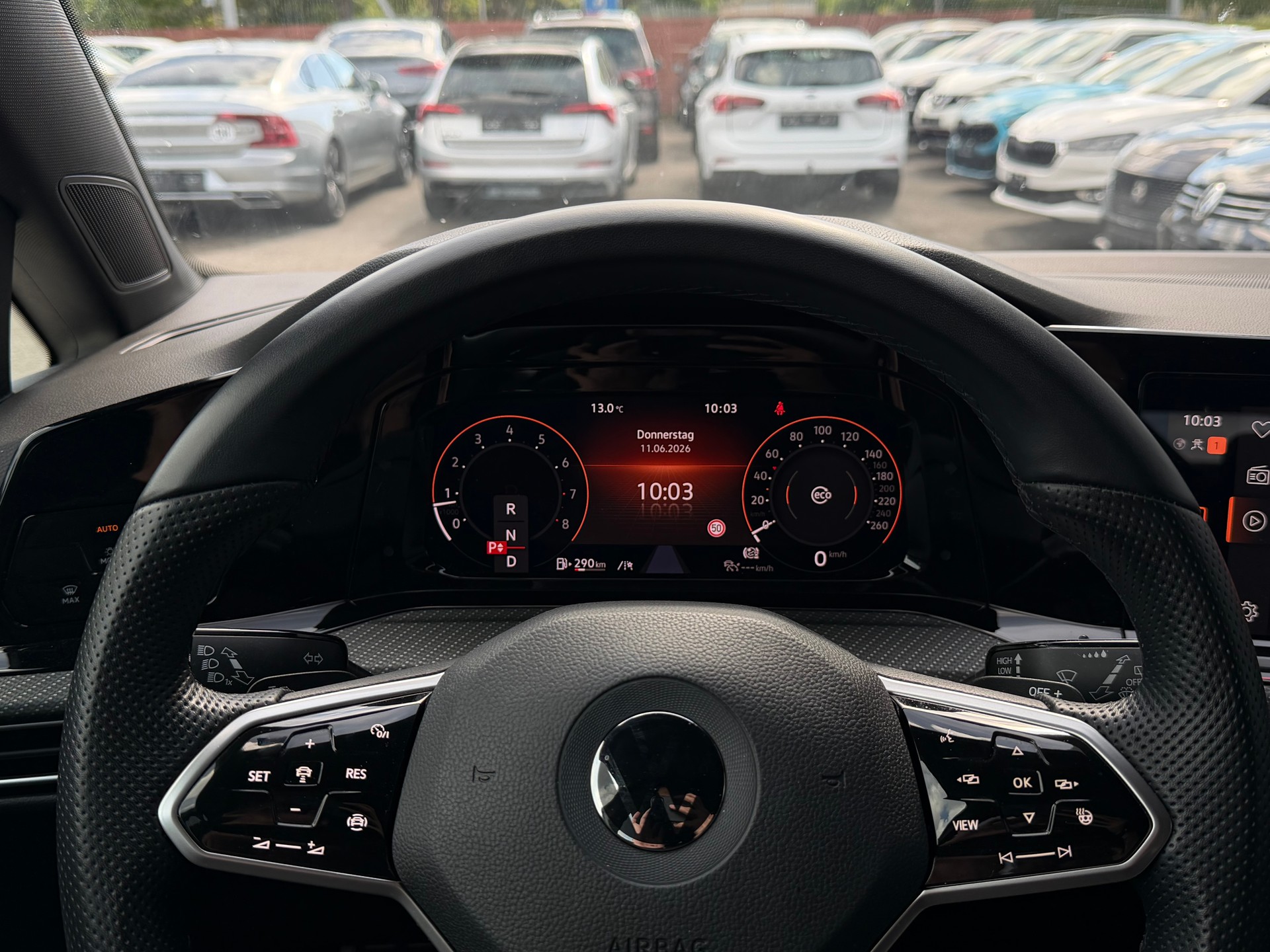 VW Golf 1.5 eTSI mHEV ACT R-Line DSG-image-7