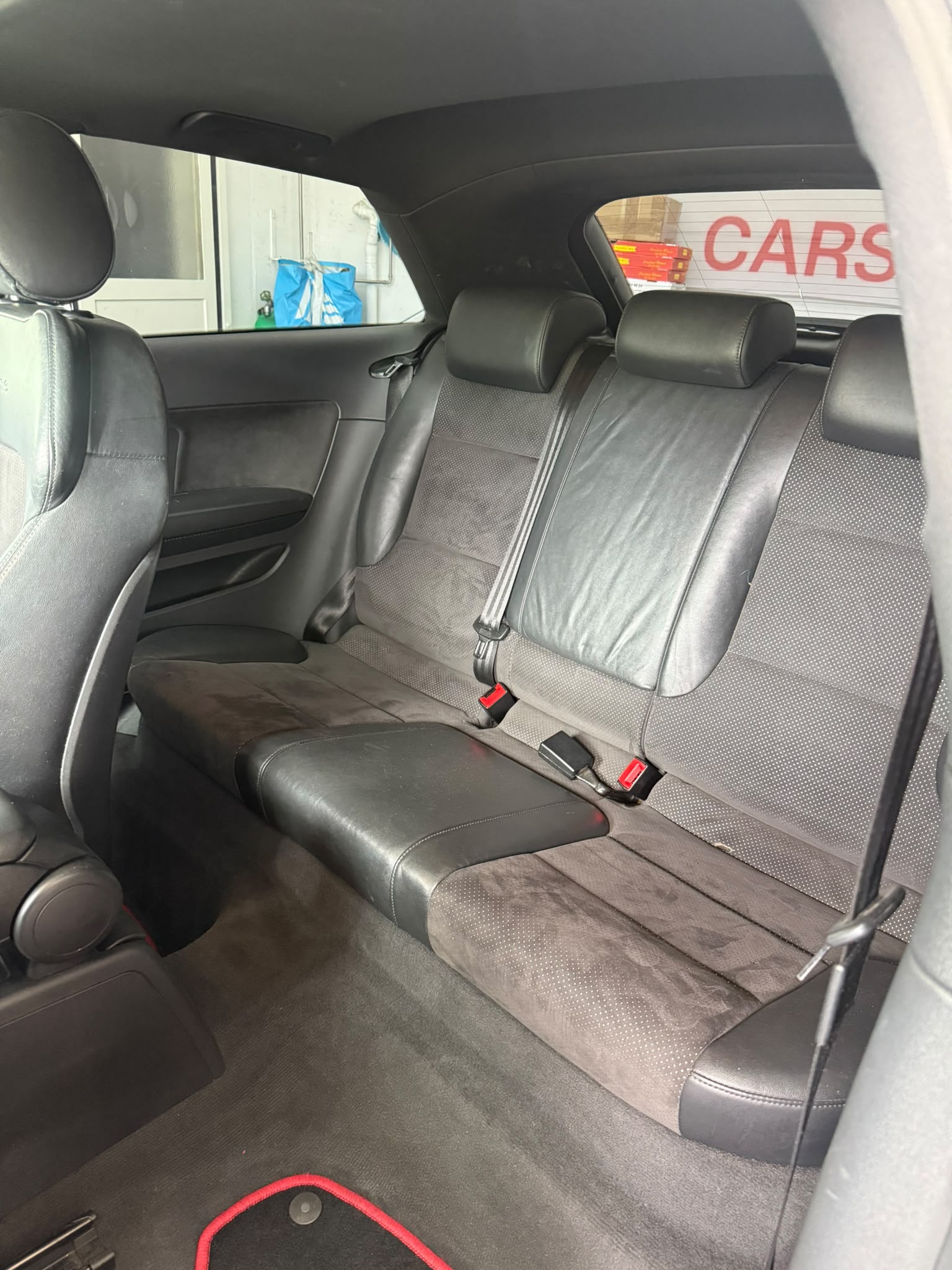 AUDI A3 2.0 TFSI S-Line quattro S-tronic-image-5