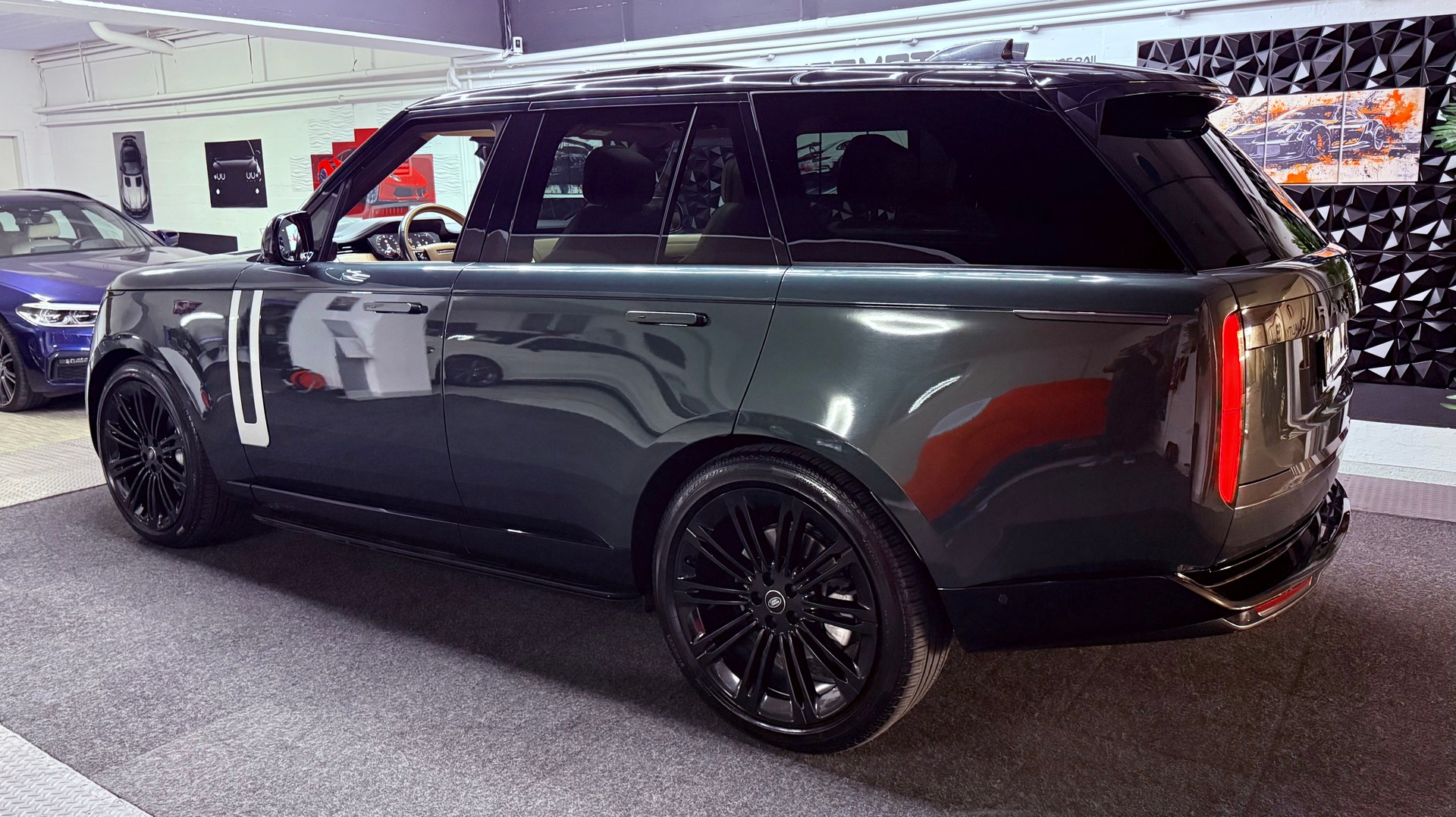 LAND ROVER Range Rover D250 3.0D I6 MHEV HSE Automatic-image-5