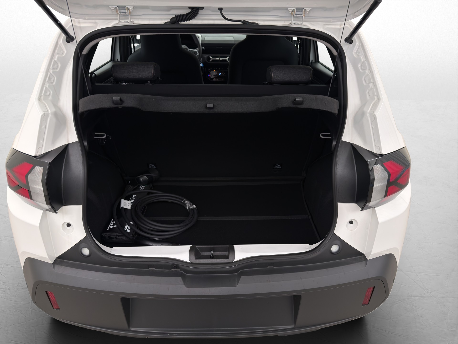 DACIA Spring Essential-image-11