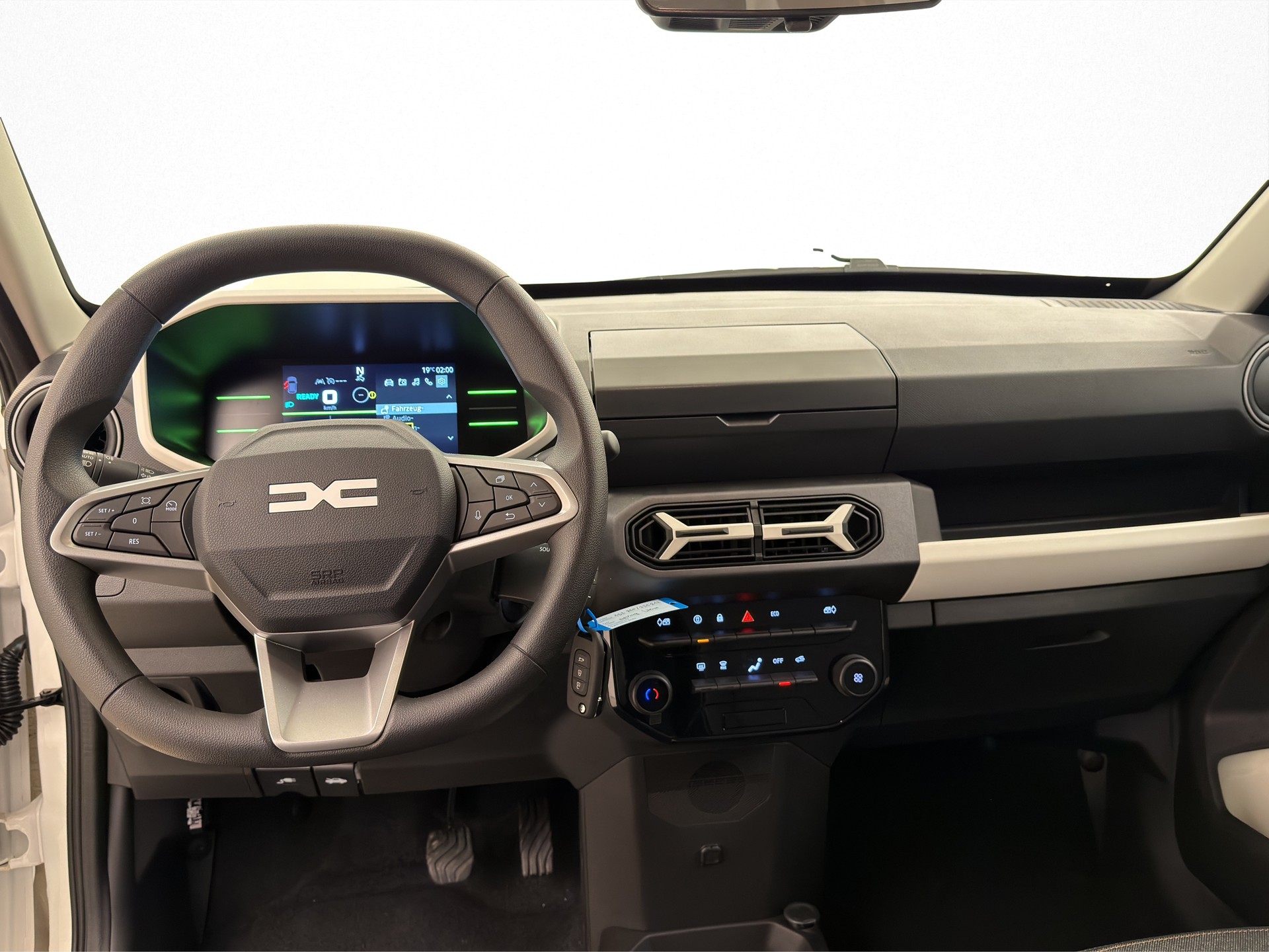 DACIA Spring Essential-image-8