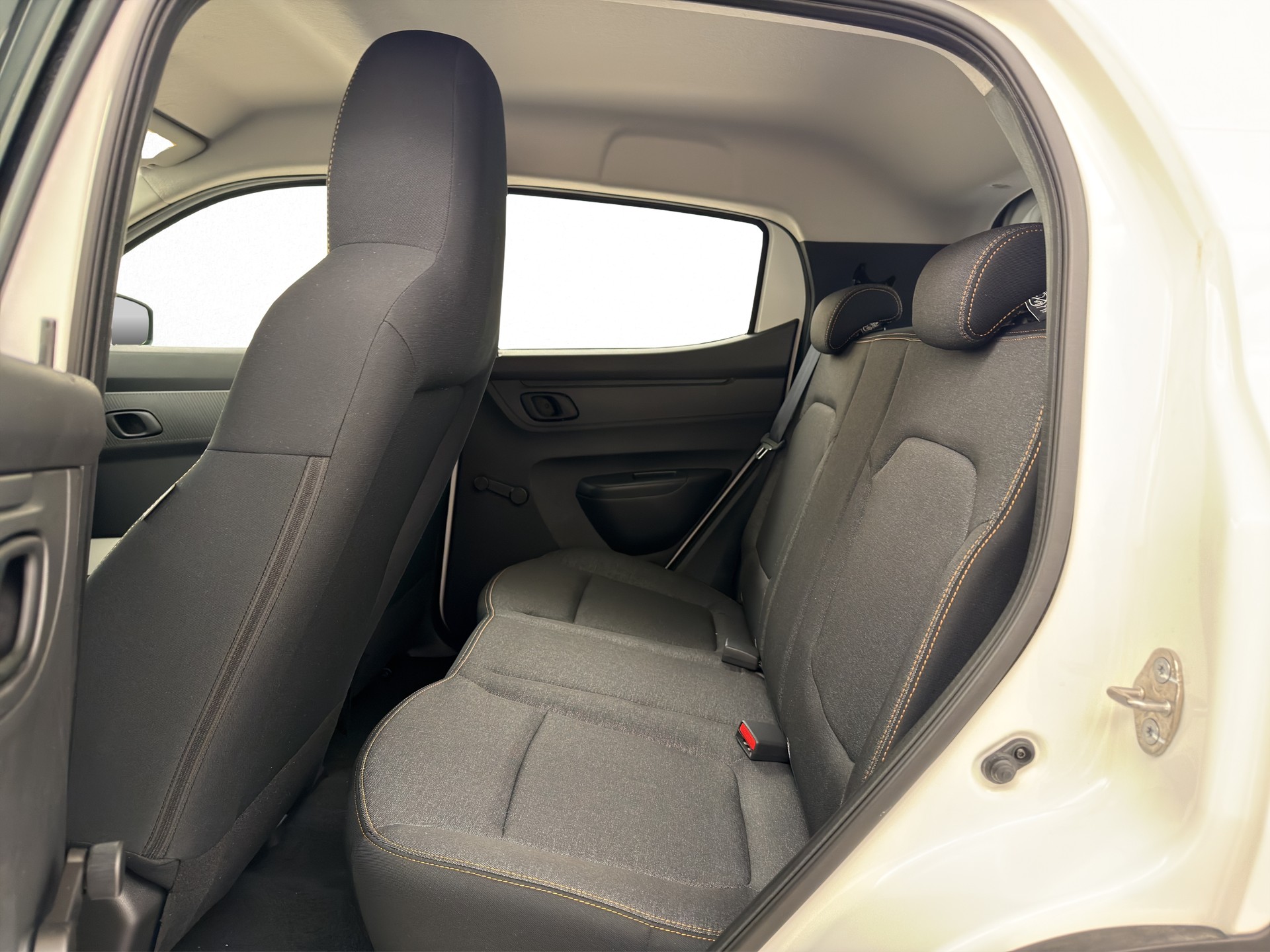 DACIA Spring Essential-image-10