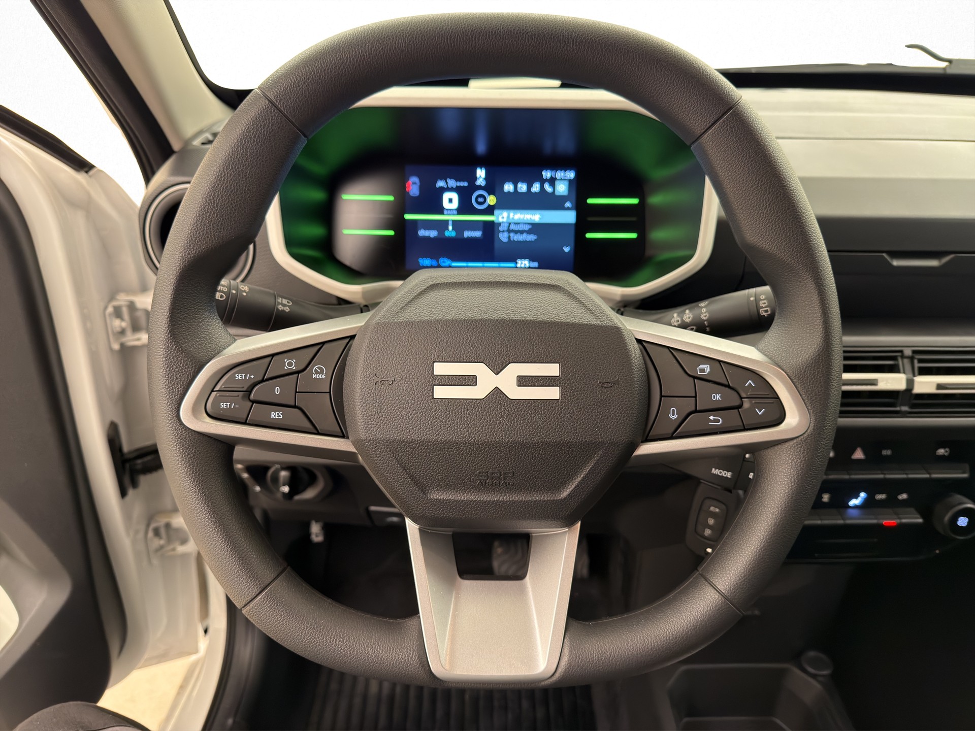 DACIA Spring Essential-image-7