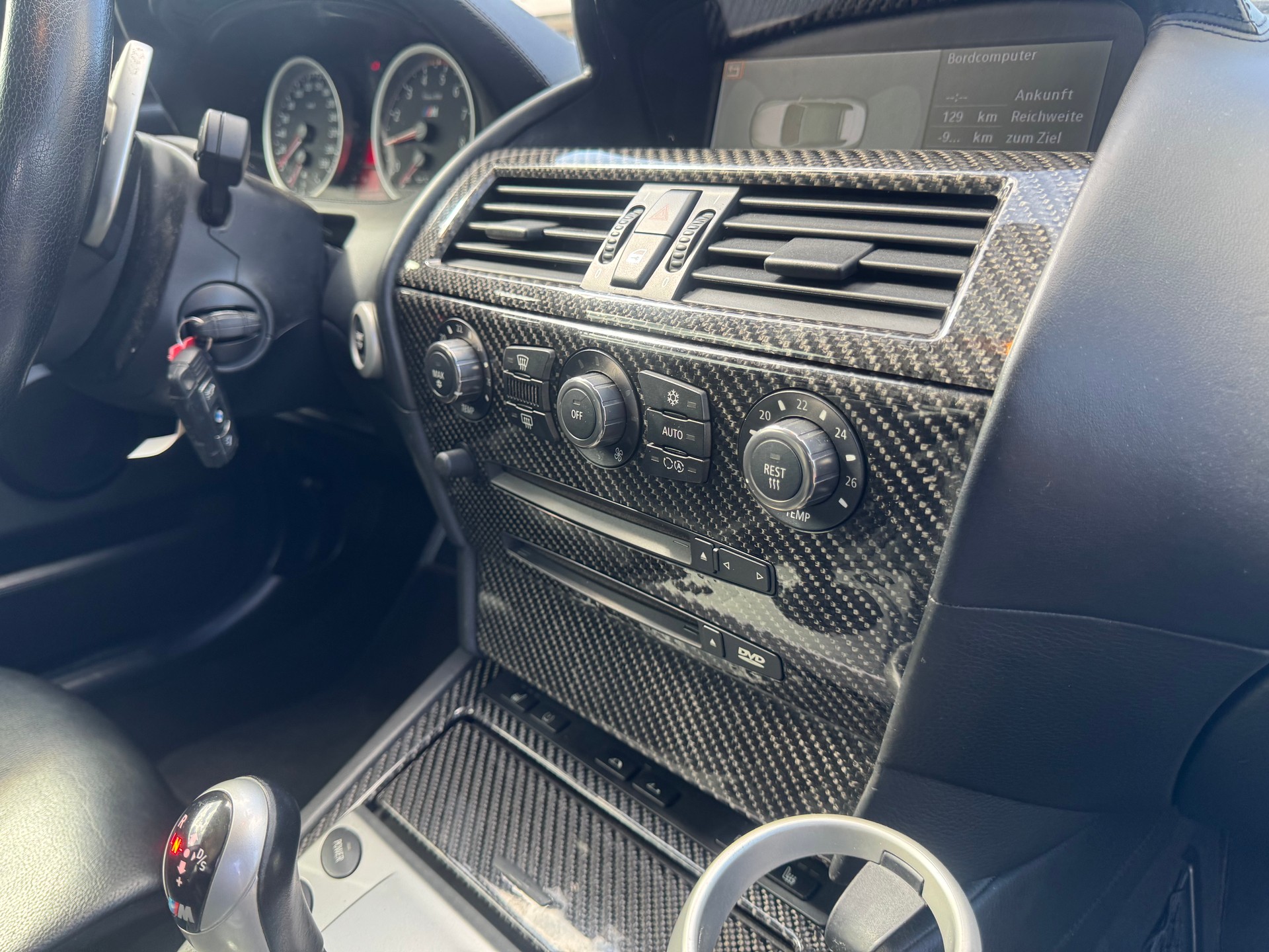 BMW M6-image-15