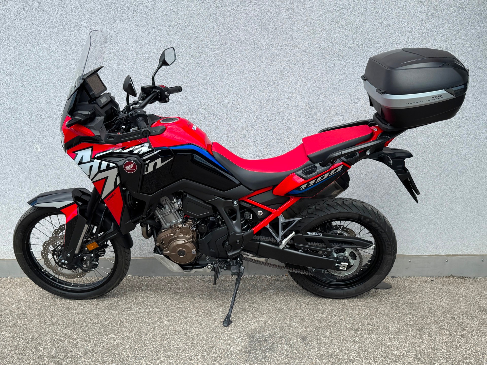 HONDA CRF 1100 DCT Africa Twin-image-6