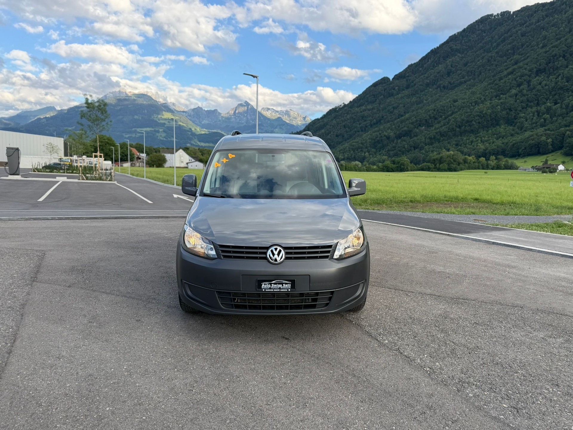 VW Caddy 2.0 TDI 4Motion Trendline-image-3