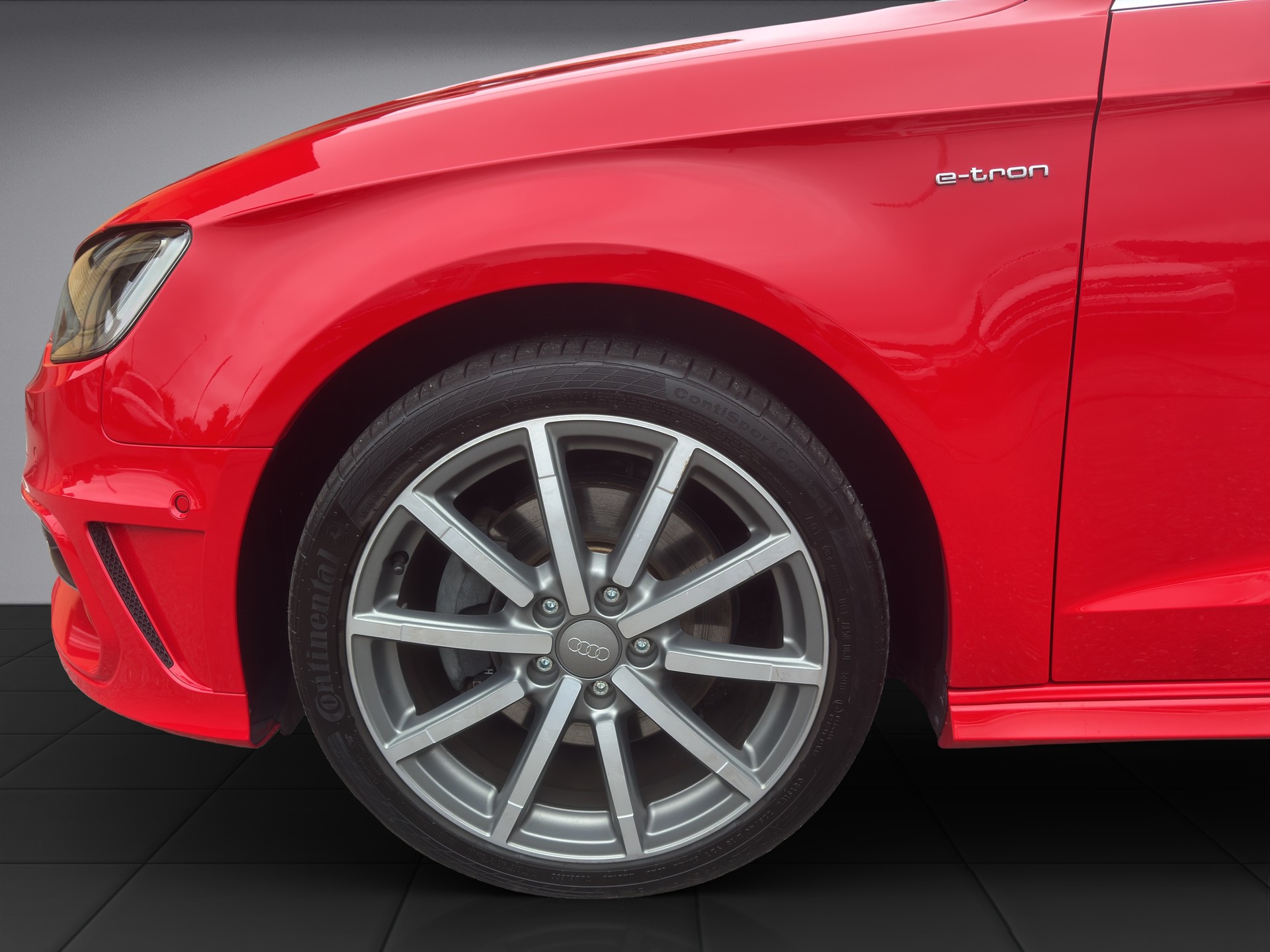 AUDI A3 Sportback 1.4 T FSI e-tron Ambition STr-image-4