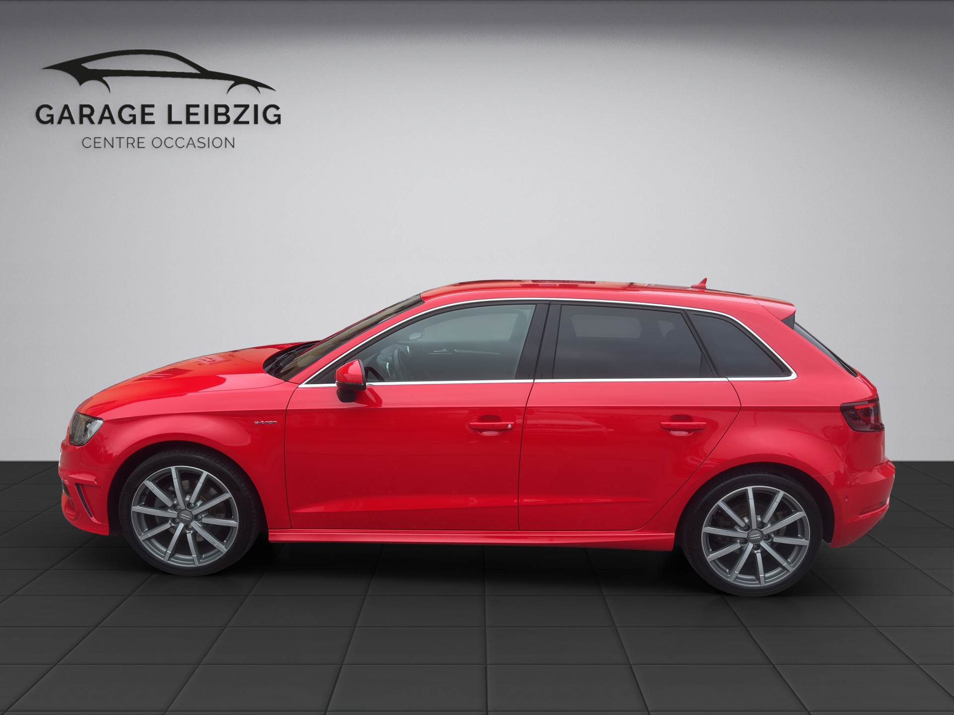 AUDI A3 Sportback 1.4 T FSI e-tron Ambition STr-image-1
