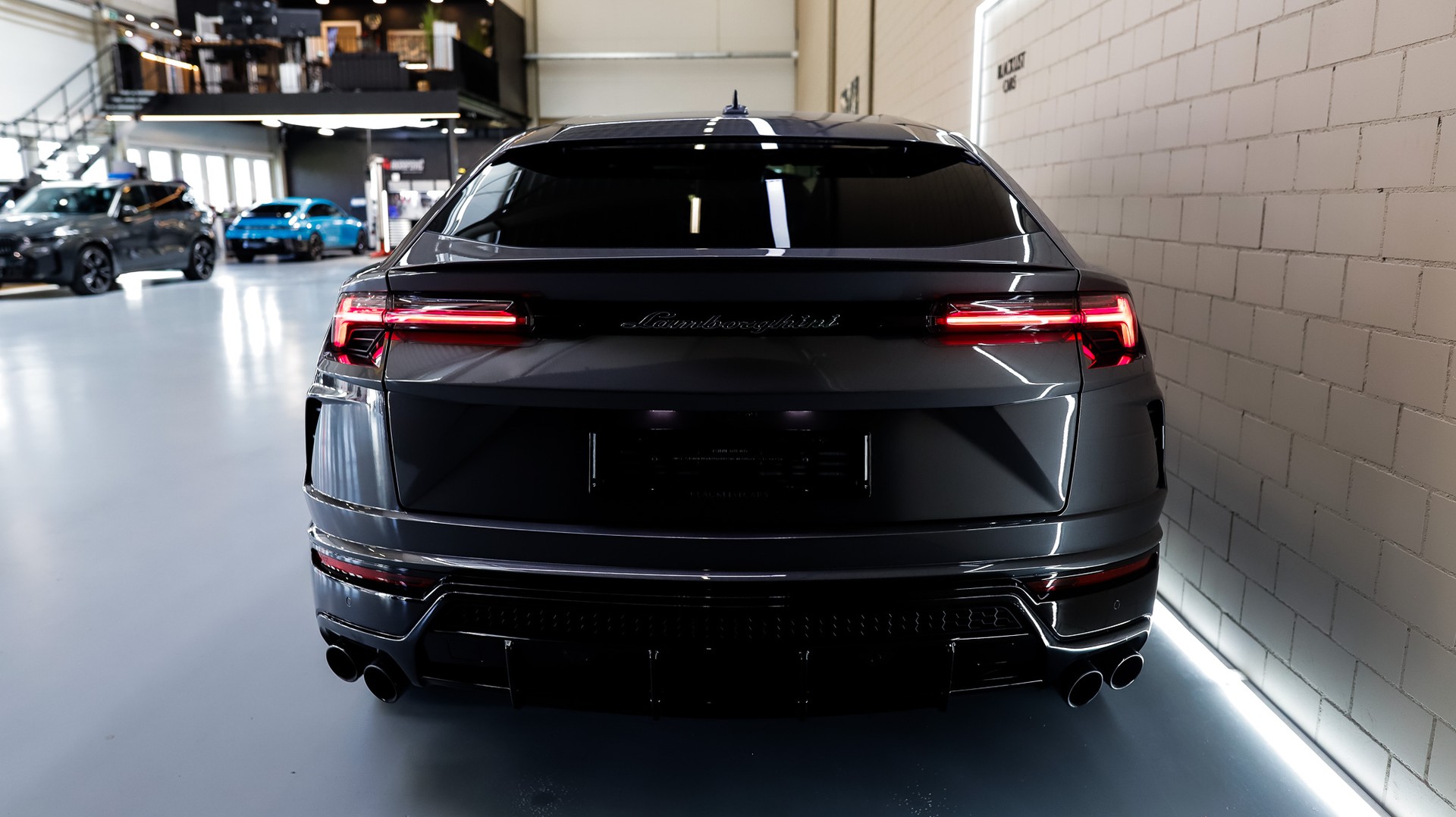 LAMBORGHINI Urus E-Gear-image-6