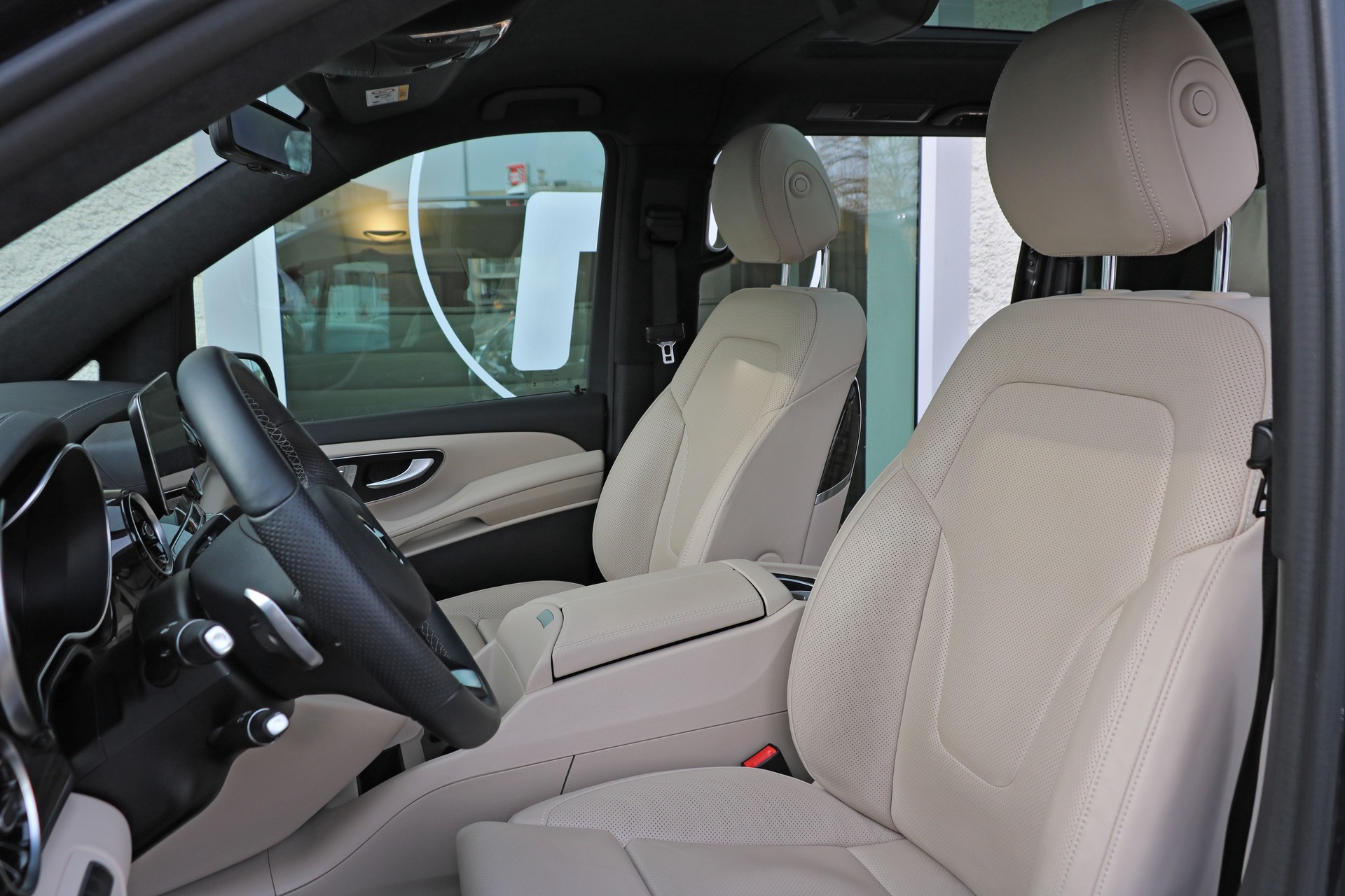 MERCEDES-BENZ V 300 d lang Exclusive 4Matic 9G-Tronic **Luxus-Einzelsitze**-image-9