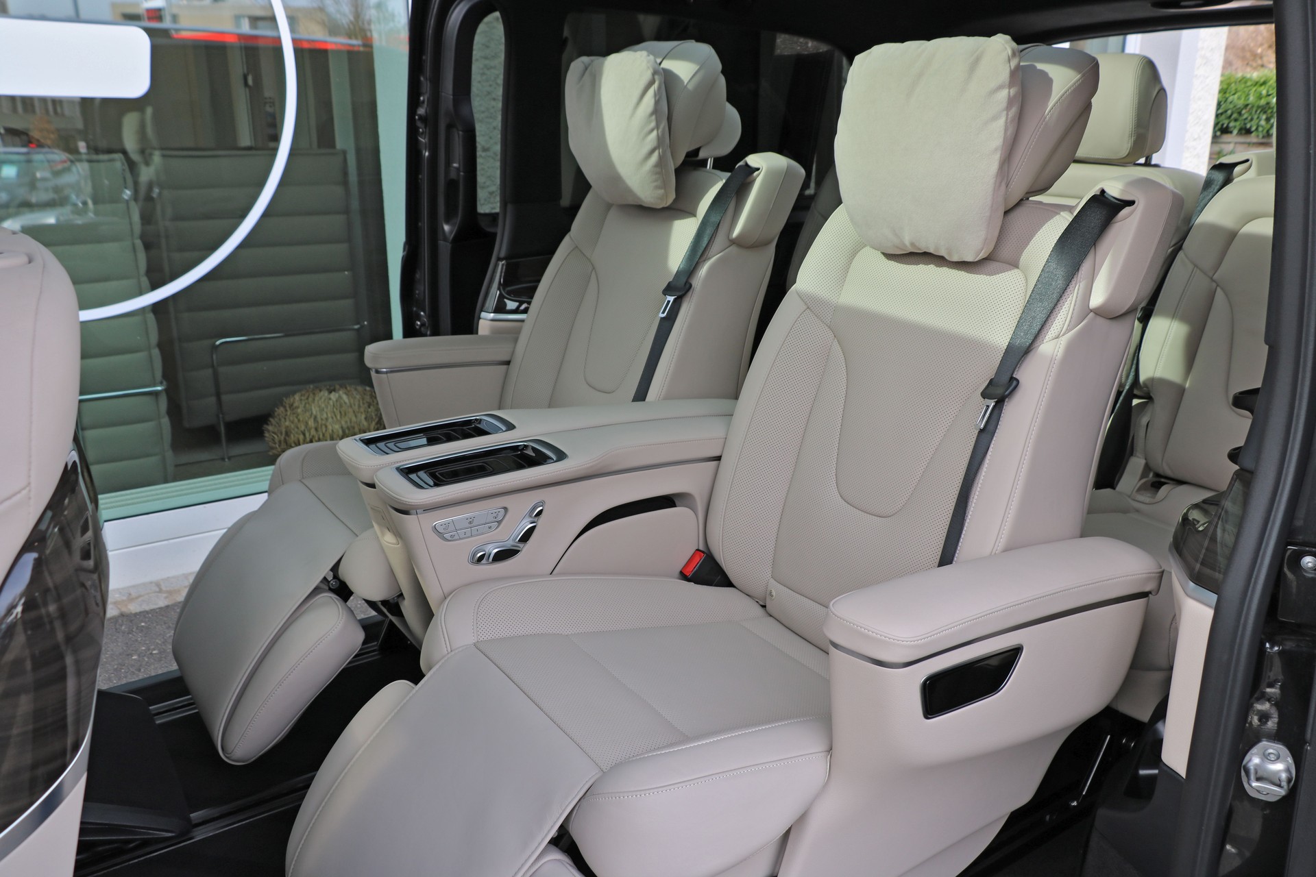 MERCEDES-BENZ V 300 d lang Exclusive 4Matic 9G-Tronic **Luxus-Einzelsitze**-image-13