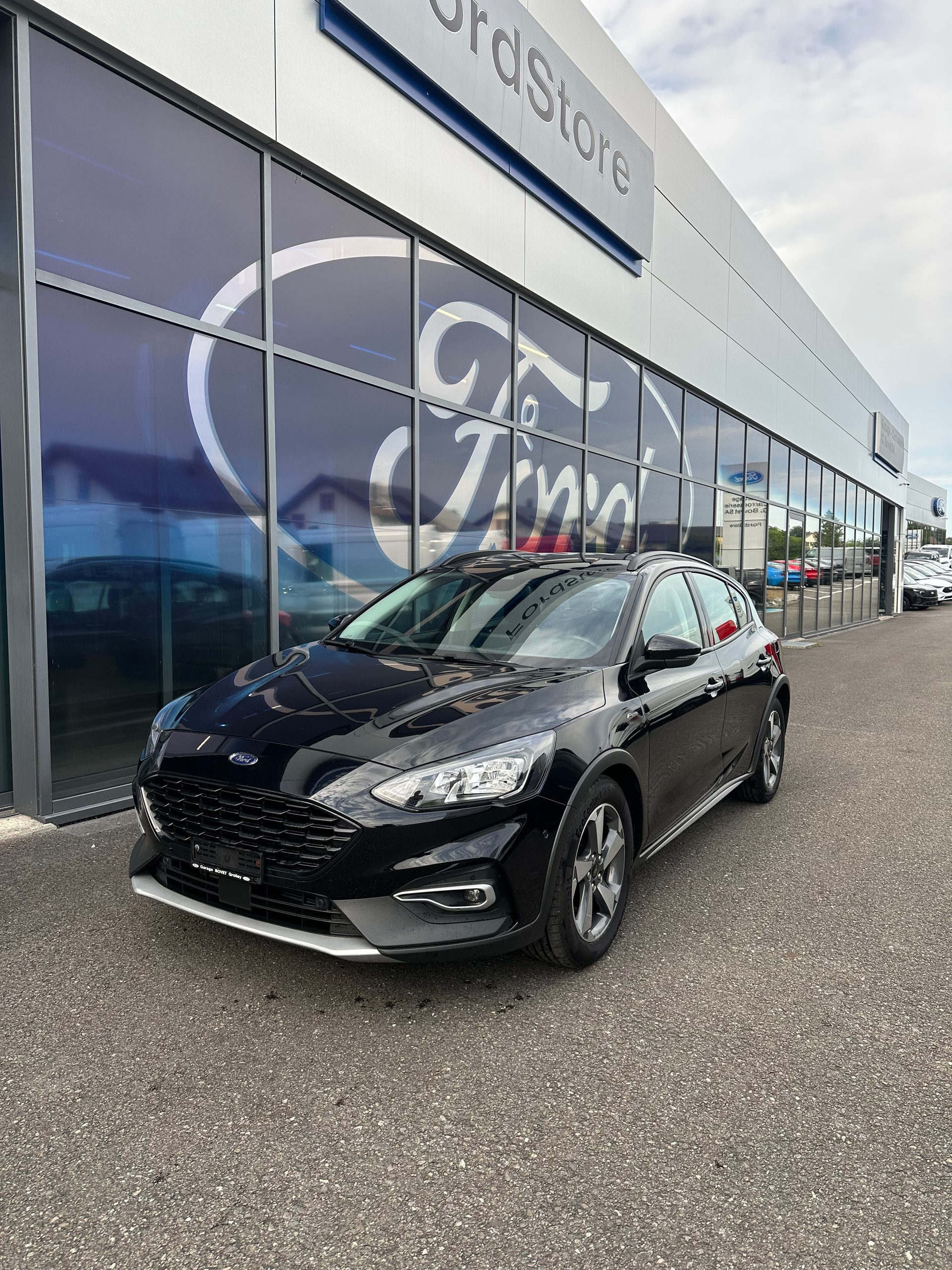 FORD Focus 1.0i EcoB 125 Active-image-1