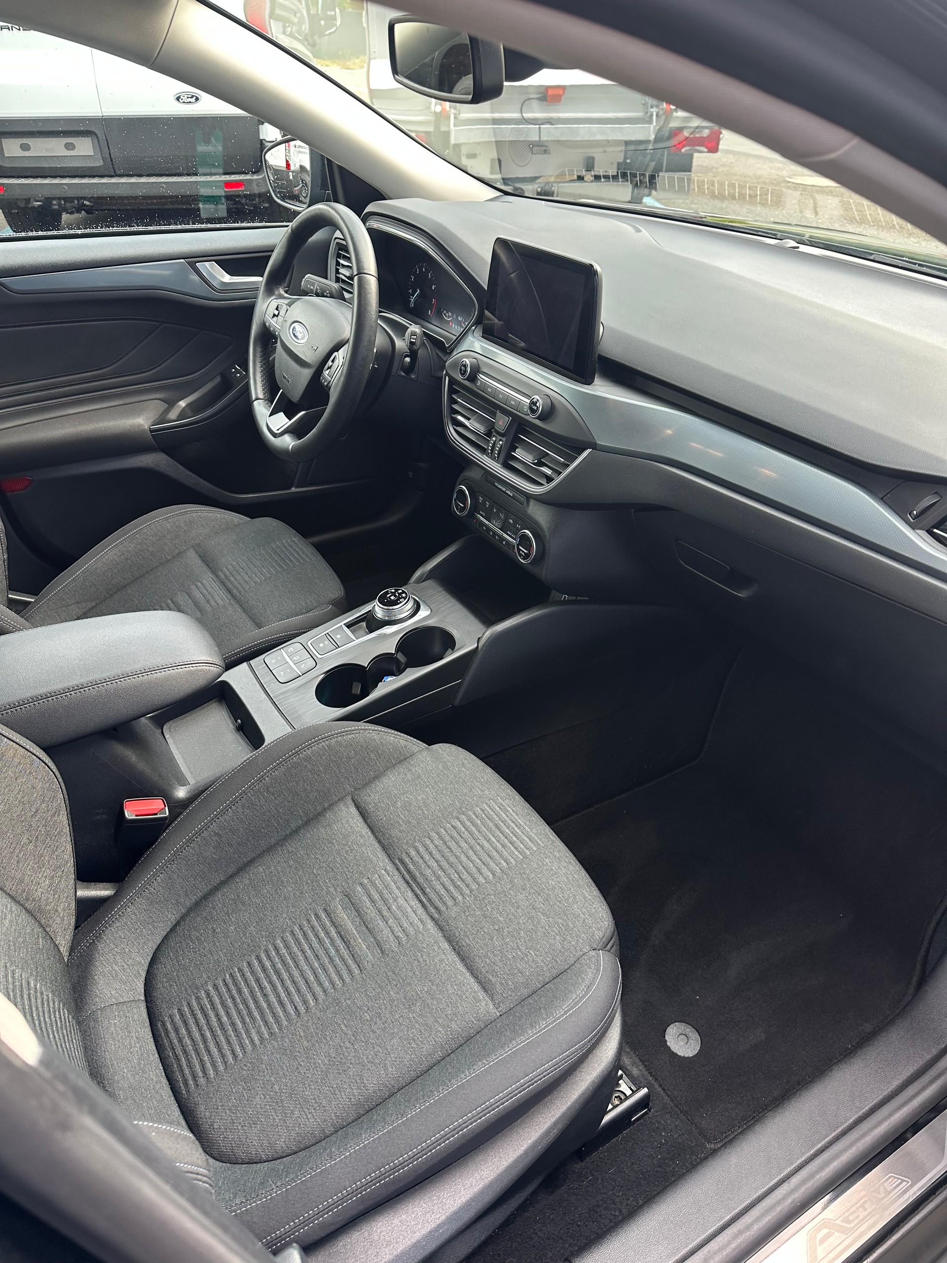 FORD Focus 1.0i EcoB 125 Active-image-13